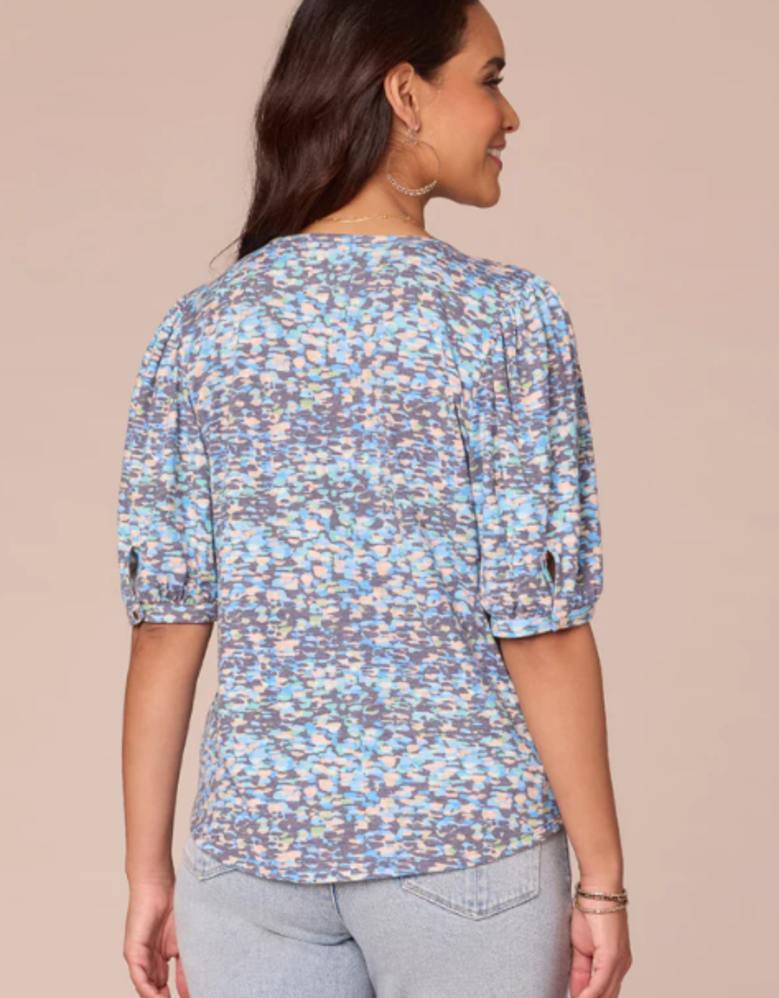 Democracy Democracy Island Sky Elbow Puff Blouson Sleeve Ruched Crew Neck Knit Top LE