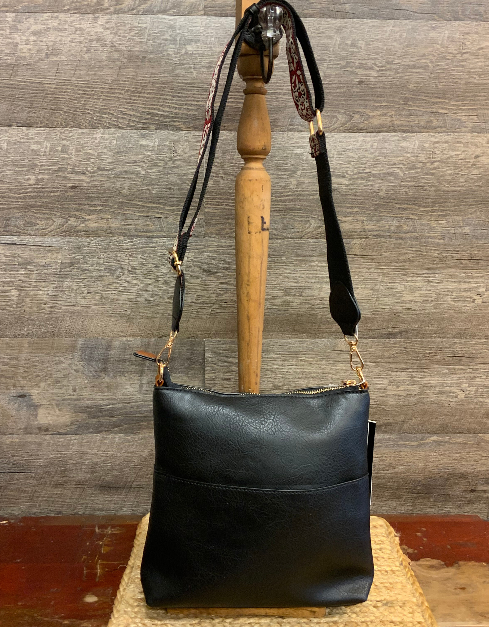 Coronet Coronet Black Guitar Strap Crossbody W/Front Pocket
