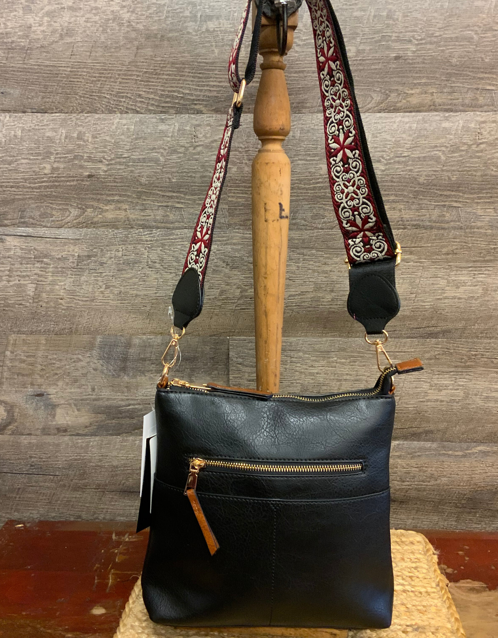 Coronet Coronet Black Guitar Strap Crossbody W/Front Pocket