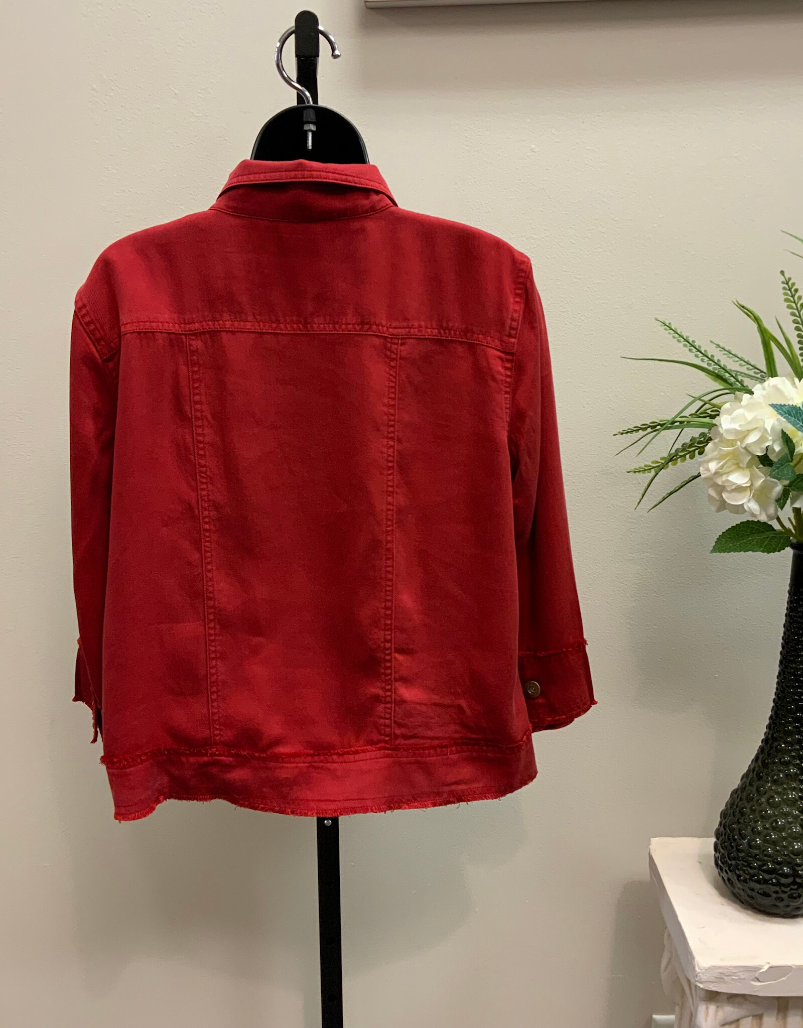 Multiples Multiples Petite Chili Pepper Cuffed 3/4 Sleeve Drop Shoulder 2-Pkt Button Front Fringe Trim Jacket AS