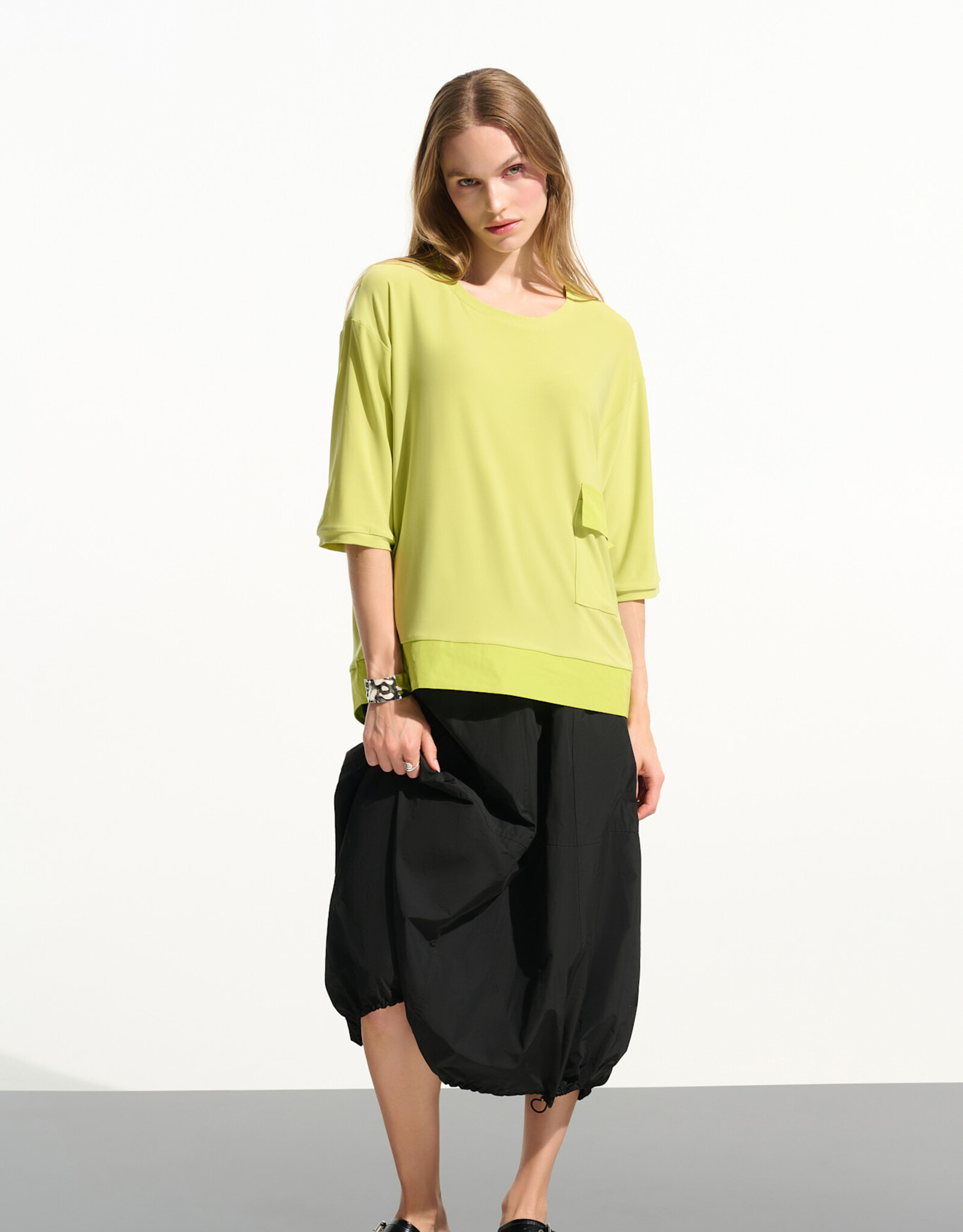 Joseph Ribkoff Joseph Ribkoff Silky Knit Memory Boxy Tunic w/Pocket