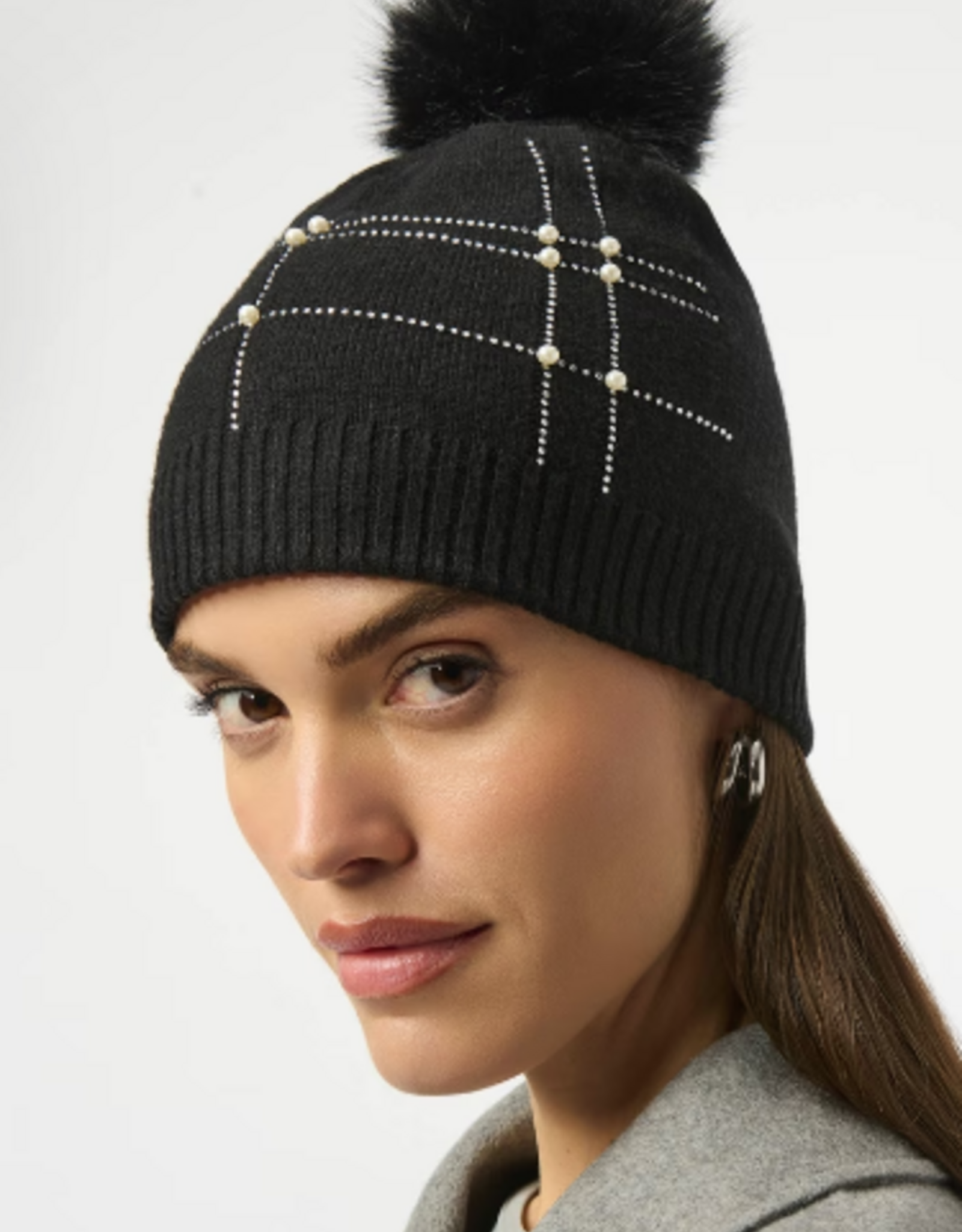 Joseph Ribkoff Joseph Ribkoff Black Knitted Faux Fur Pompom Hat