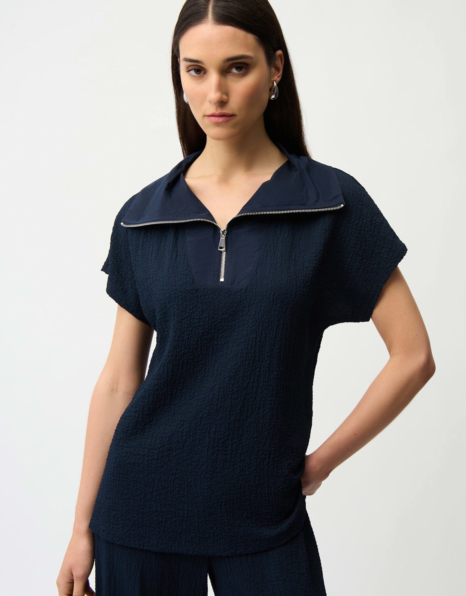 Joseph Ribkoff Joseph Ribkoff Midnight Blue Seersucker Boxy Top w/Memory Collar