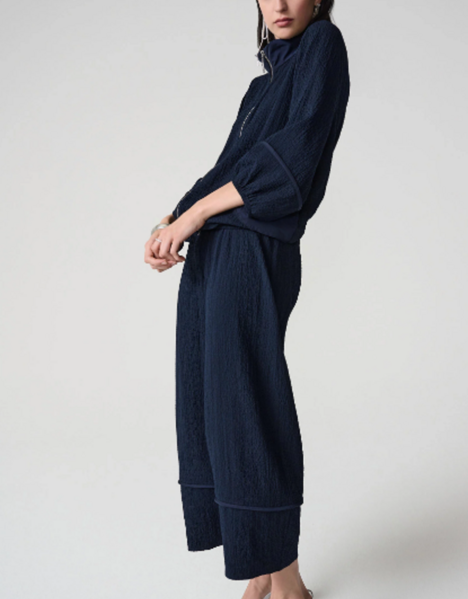 Joseph Ribkoff Joseph Ribkoff Midnight Blue Seersucker Balloon Pull-On Pants