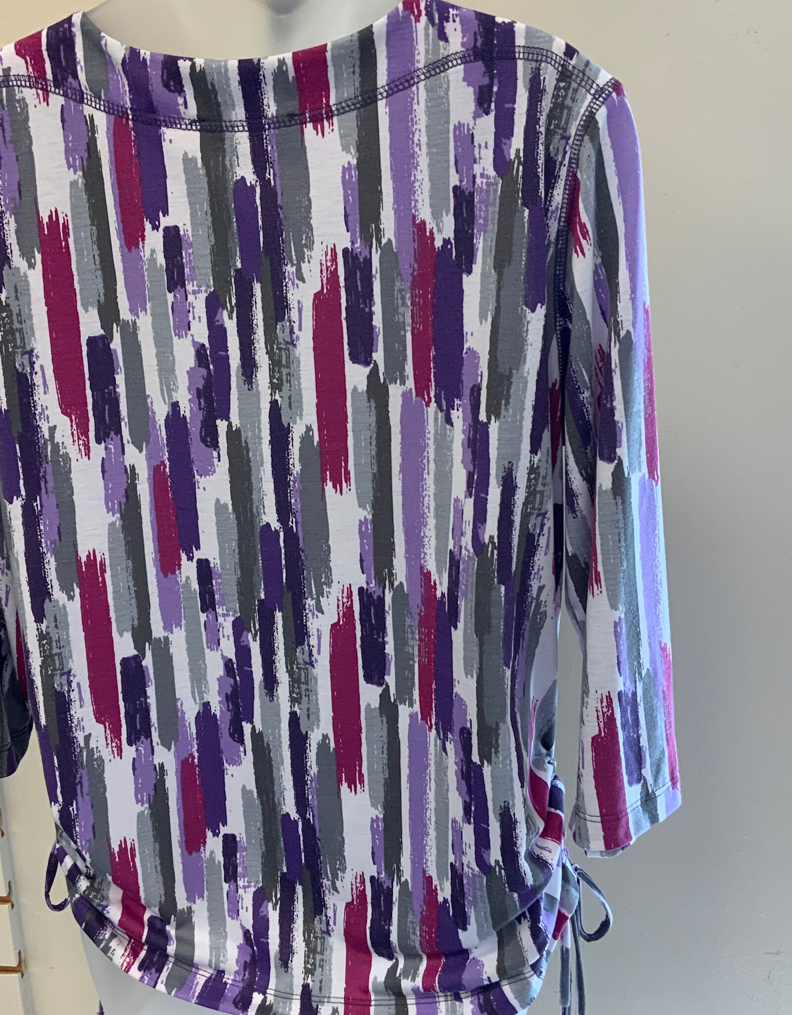 L.Hamrick L. Hamrick Purple Plum Grey 3/4 Sleeve Stripe Pint Top BK