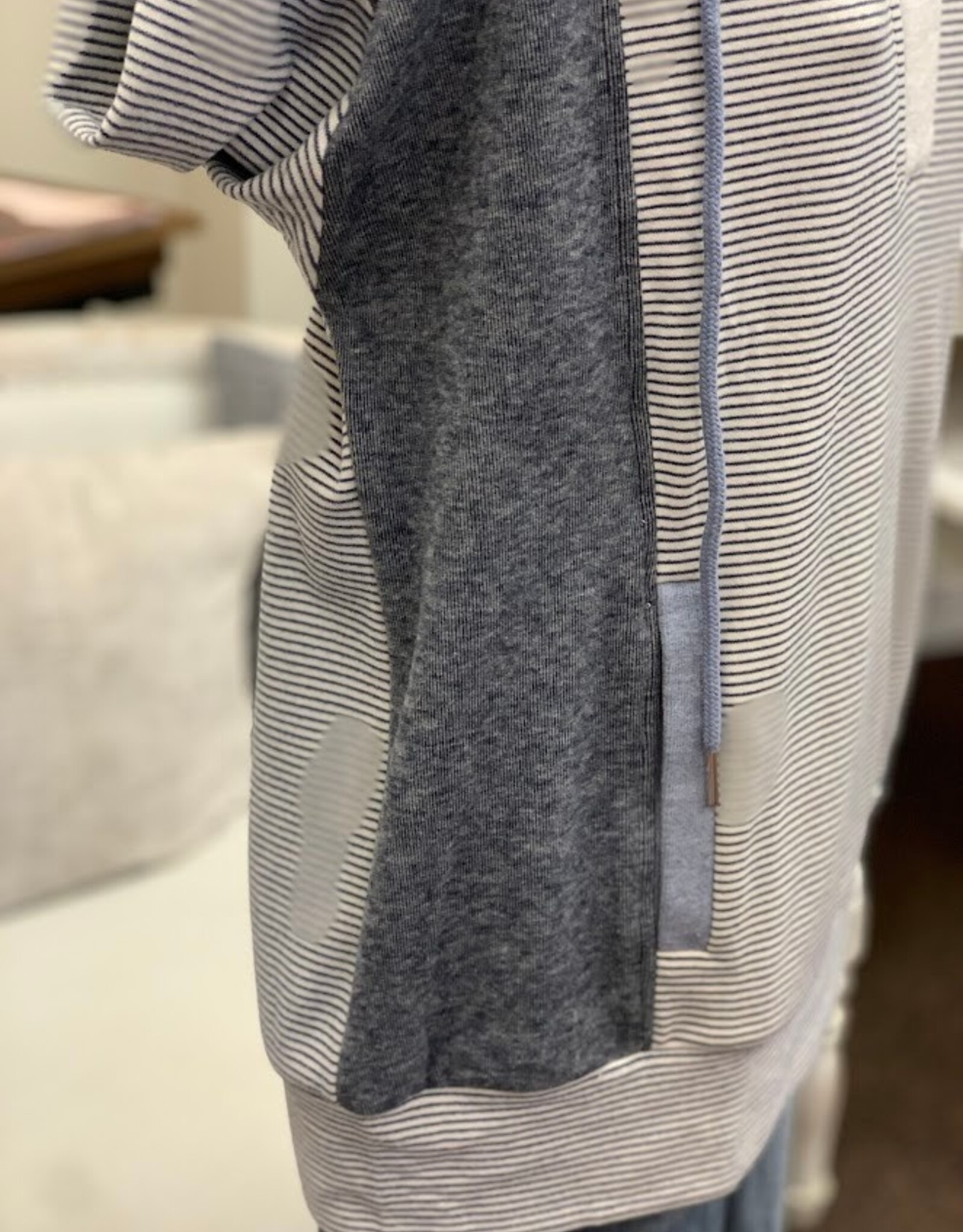 Hem & Thread Hem & Thread Stripe Mixed Blushed Half Zip Pullover Top