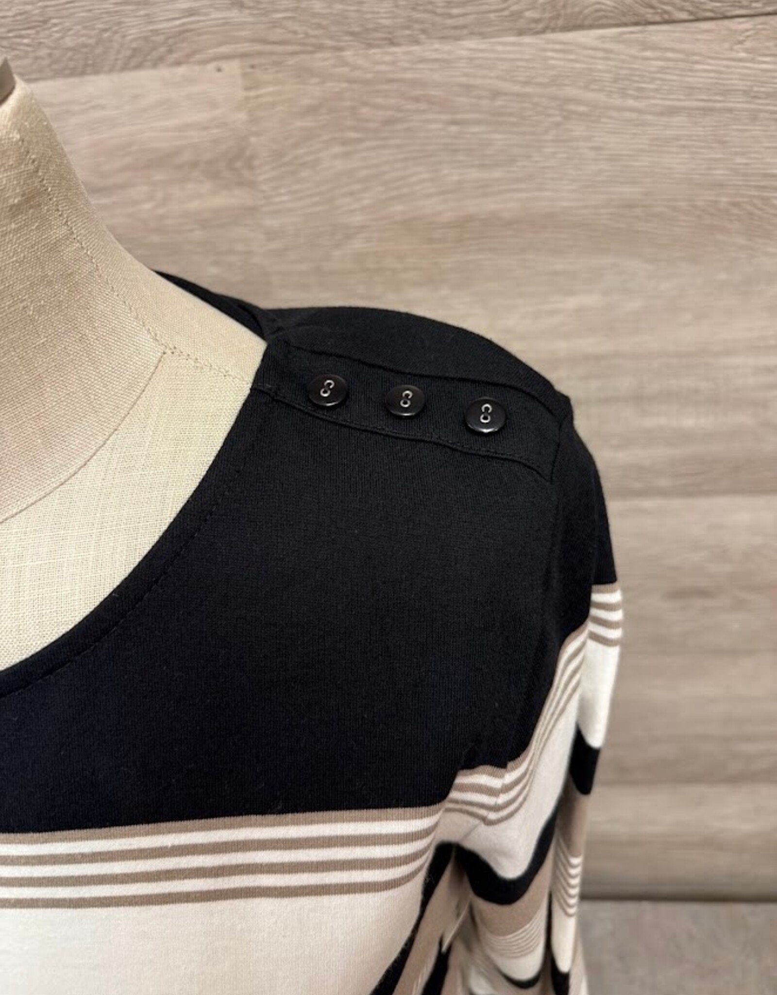 L.Hamrick L.Hamrick Ashwood Black 3/4 Sleeve Yarn Dyed Top