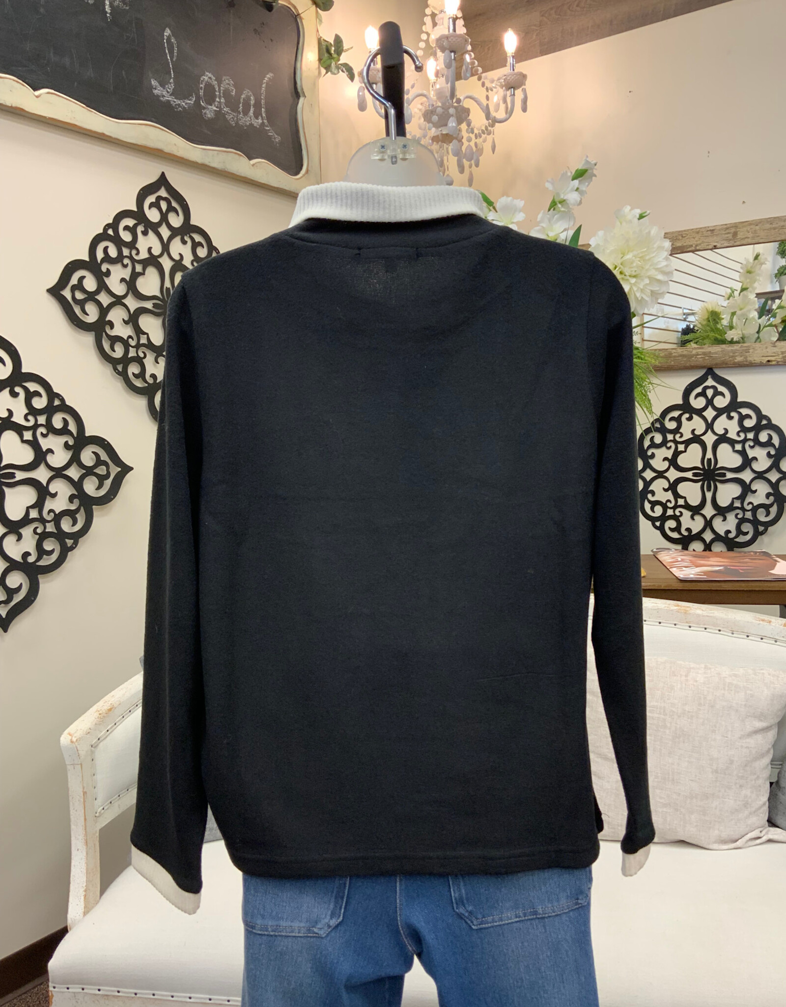 Trisha Tyler Trisha Tyler Black/Cream Wrap Collar Emb. Detail Sweater CO