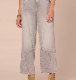 Democracy Democracy  Lt. Grey Skyrise Relaxed Straight Leg w/Seams Jeans AA