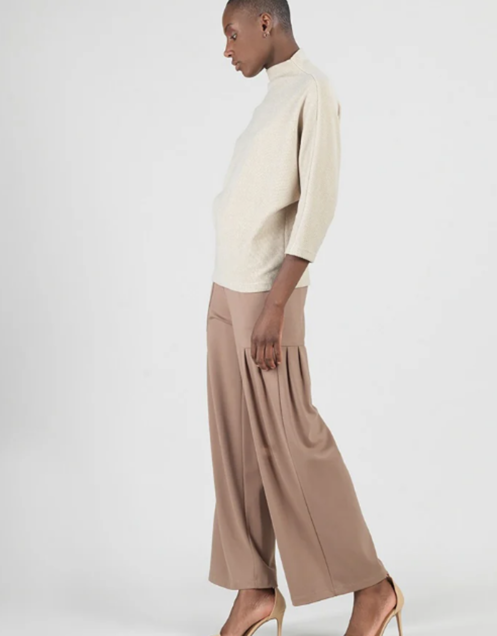 Clara Sun Woo Clara Sun Woo Natural Ribbed Funnel Neck Sweater Top KK