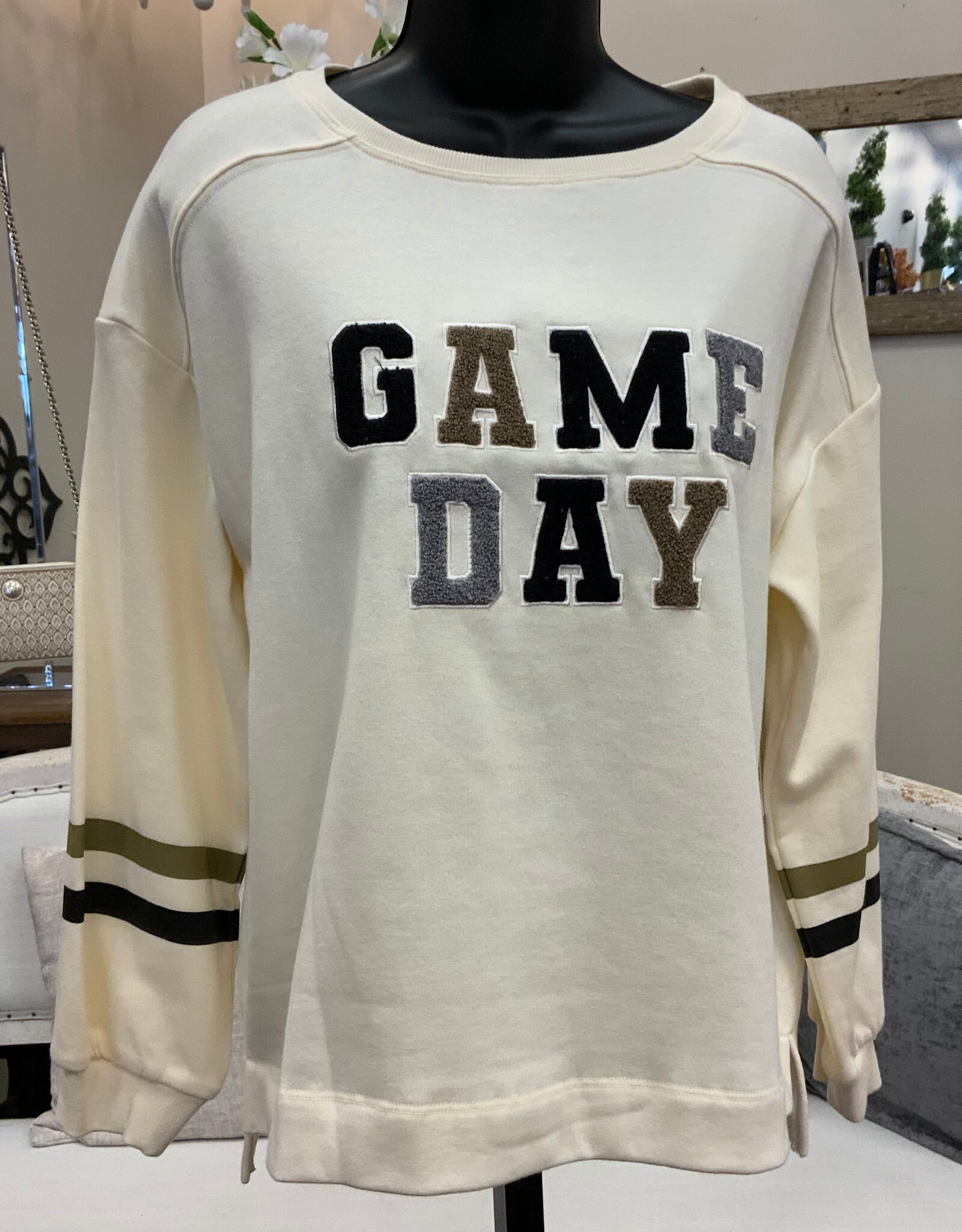 Tru Luxe Tru Luxe  Ivory Game Day Embroidered Sweatshirt CE