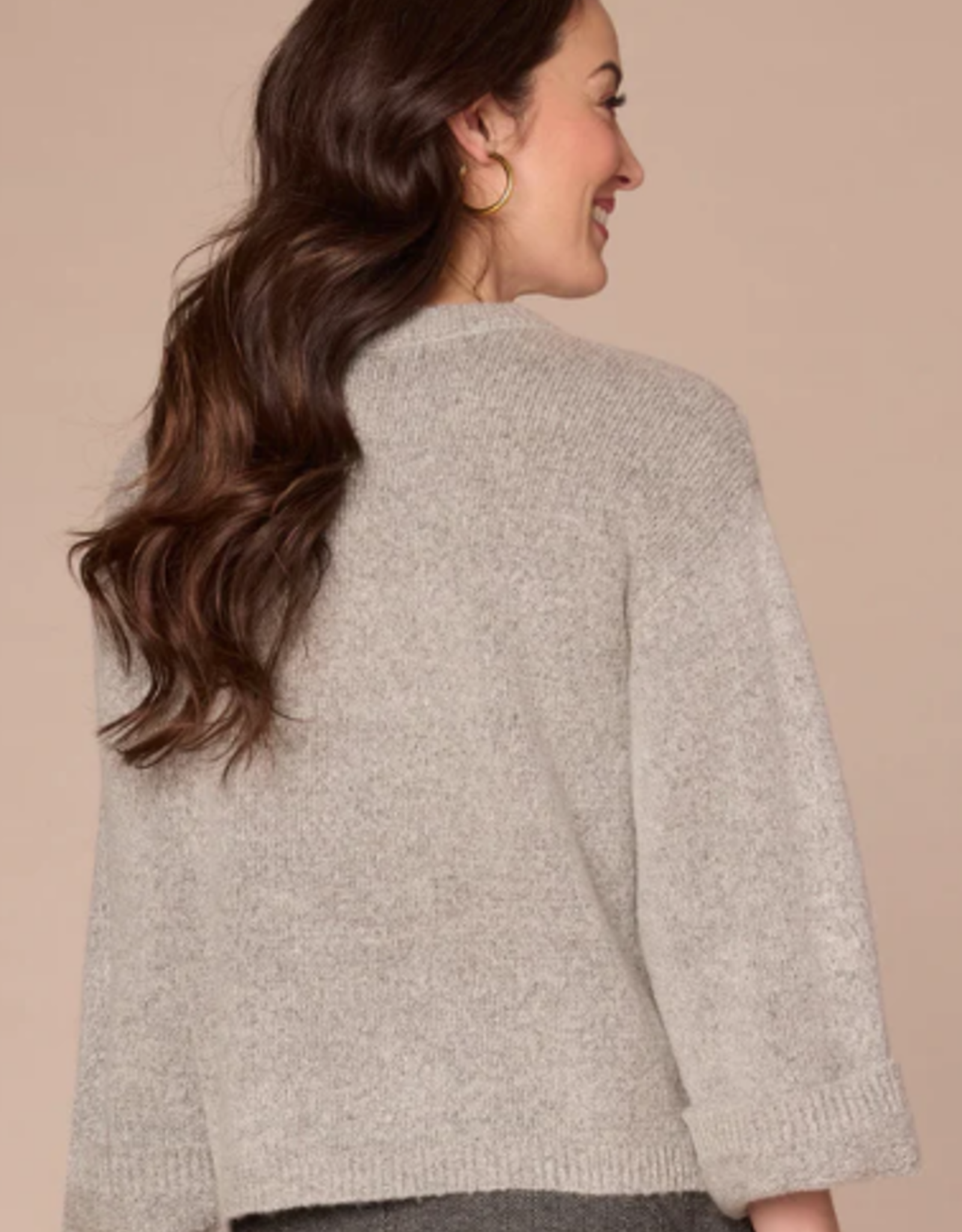 Democracy Democracy Grey Round Neck Floral Print Sweater AO