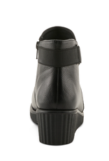 Spring Footwear Spring Footwear Black Wedge Zip Ankle Boot