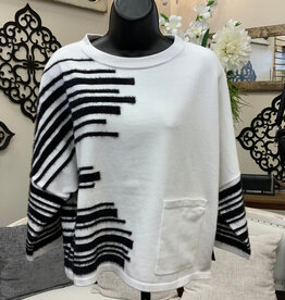 APNY APNY Off WHT/BLK Round Neck 3/4 Sleeve  Sweater  CR