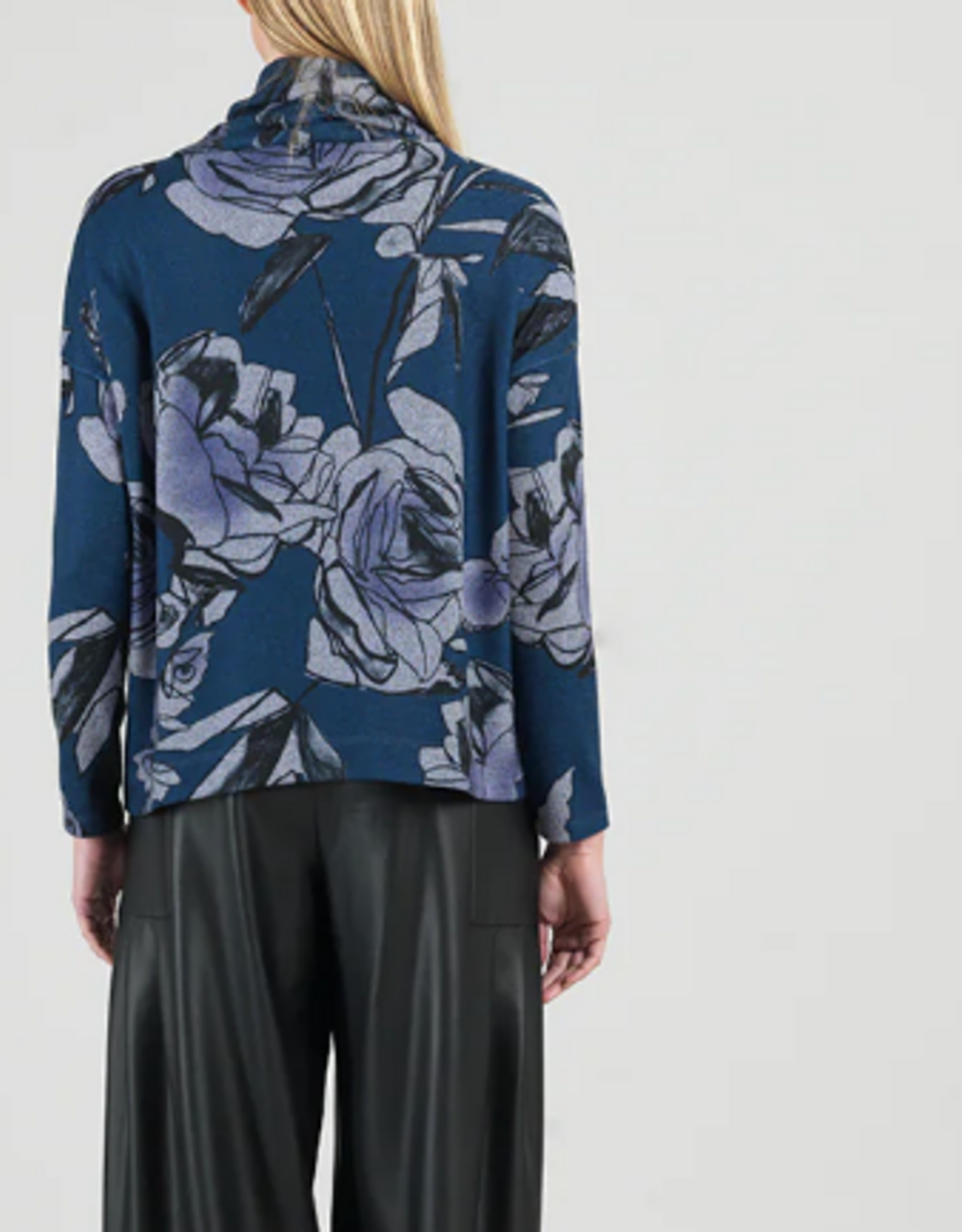 Clara Sunwoo Clara Sun Woo T92WP Navy/BLK Cowl Neck L/S Top