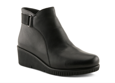 Footwear / Accessories