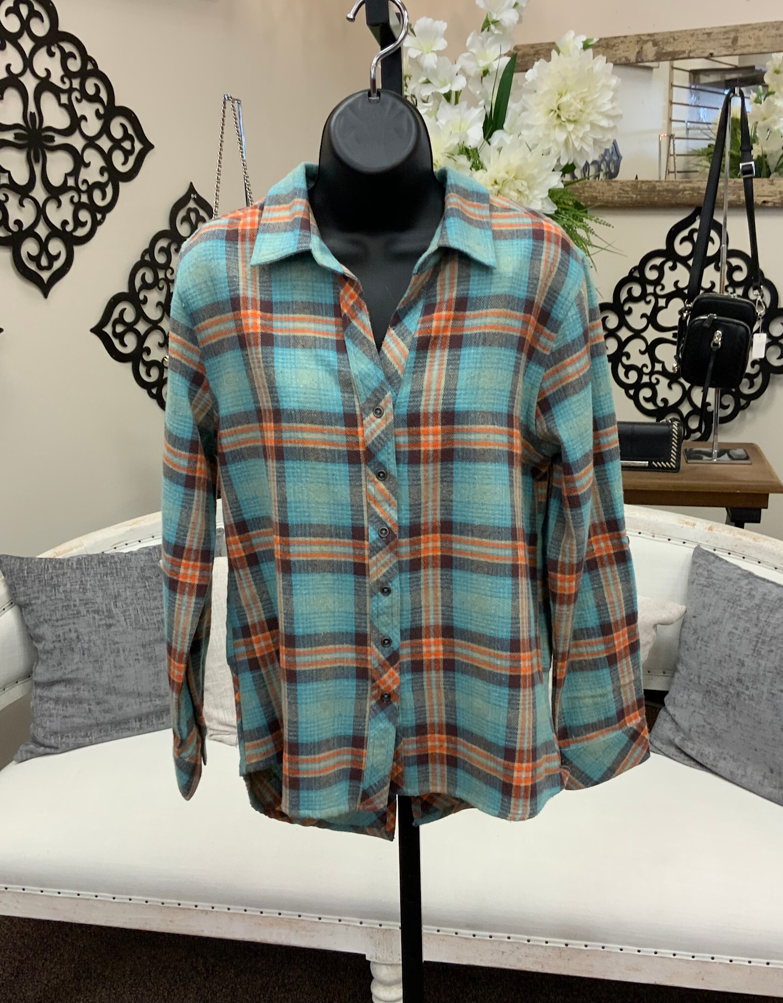kerenhart Kerenhart Turquoise Paid Flannel Button Up Top
