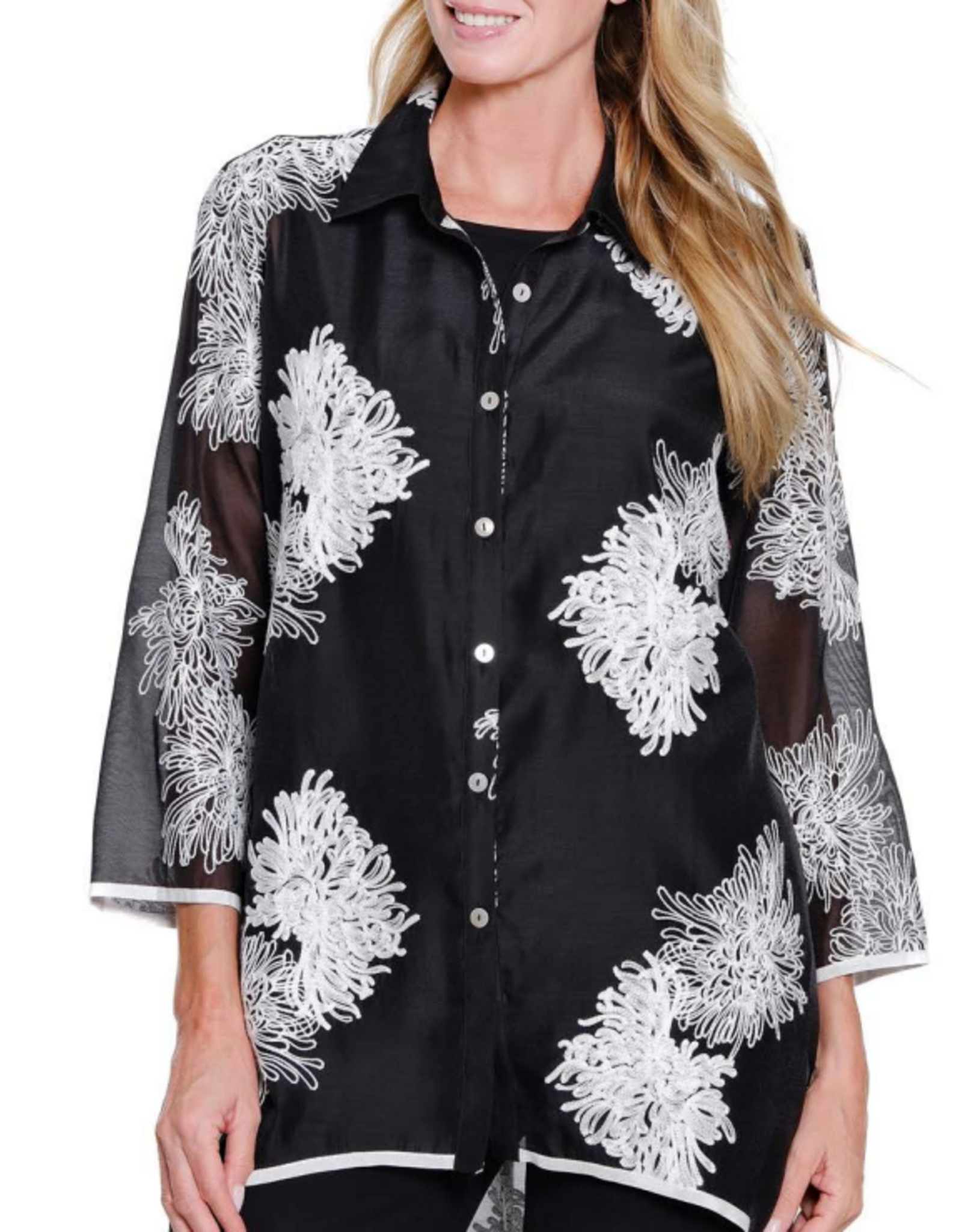 Multiples Multiples Blk/Wht  Embroidered Button Up 3/4 Sleeve Top