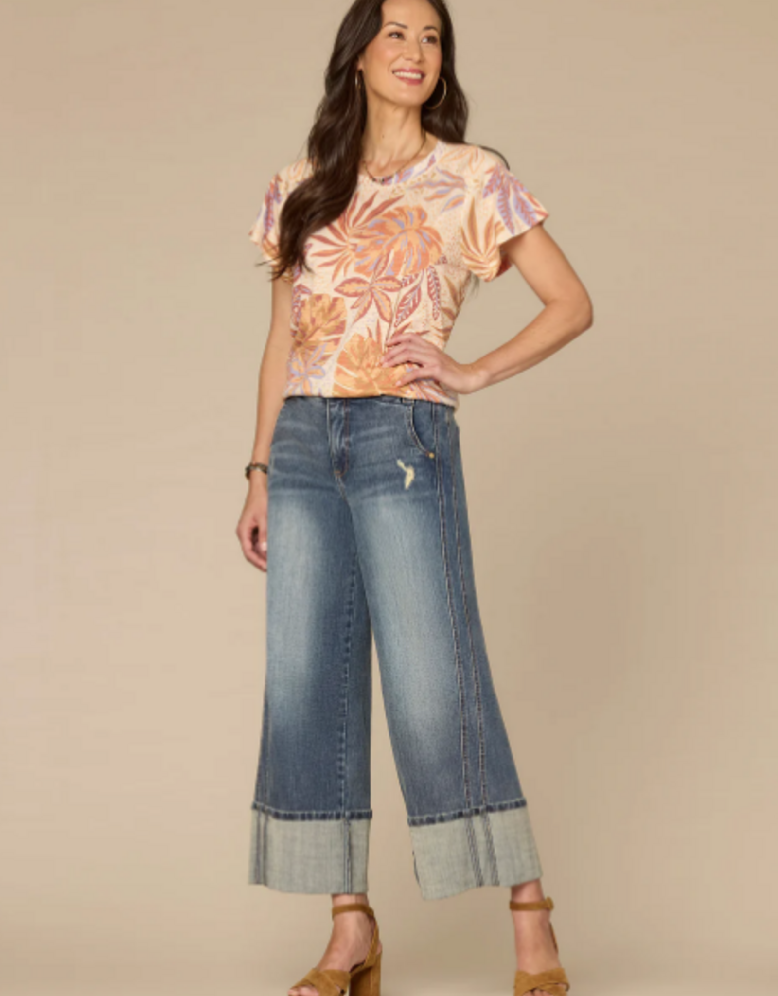 Democacy Democracy Macadamia Sienna Print Crew Neck  S/S Top