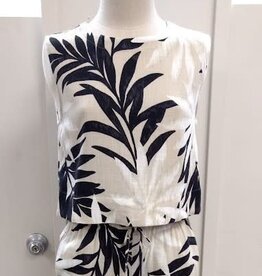 Black Tape Black Tape BLK/WHT Abstract Leaf Print Sleeveless Top