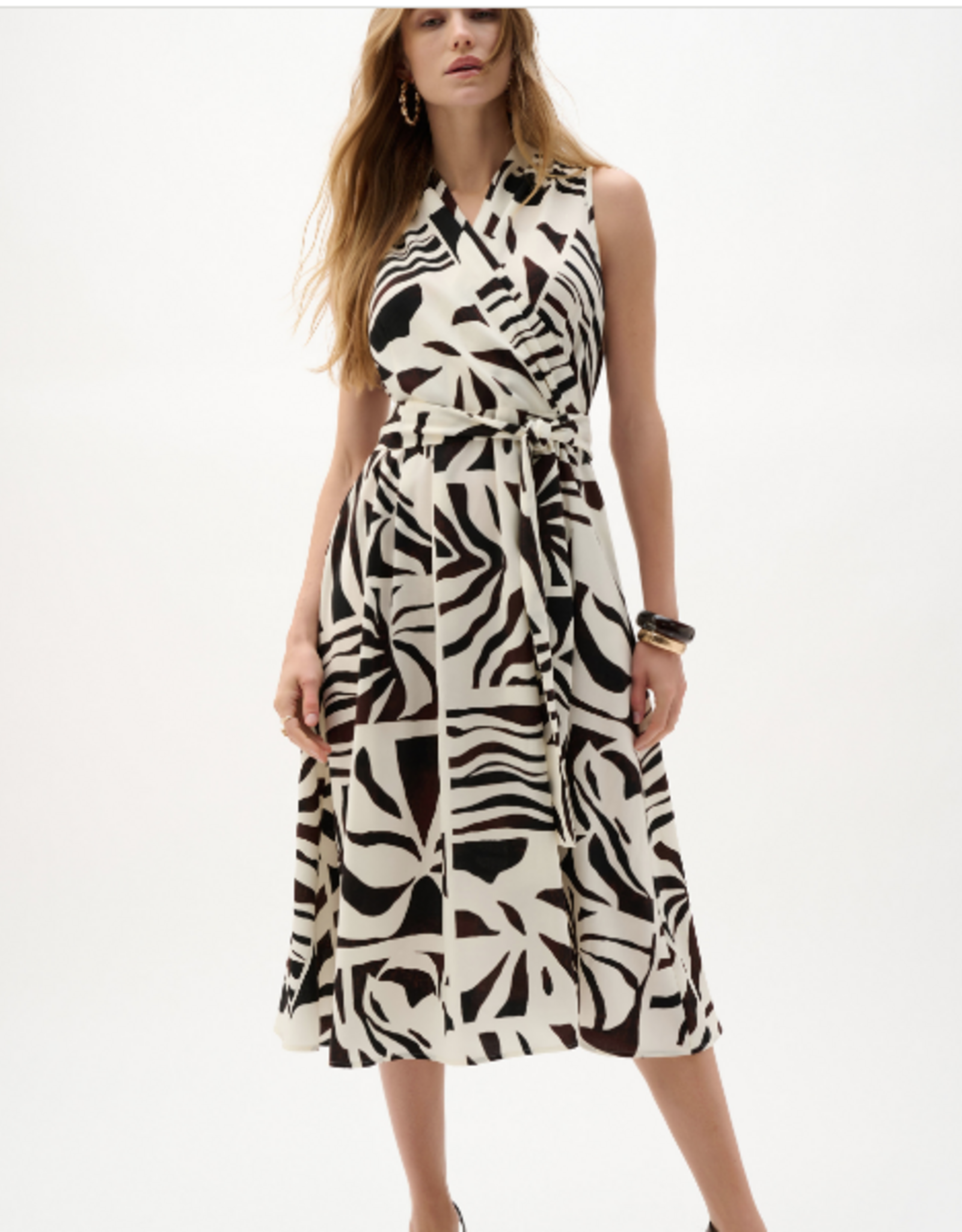 Joseph Ribkoff Joseph Ribkoff Gauze Tropical Print Fit And Flare Wrap Dress