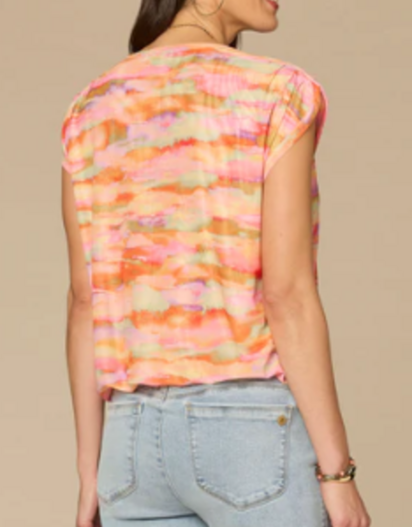 Democracy Democracy Extended Shoulder Boat Neck Bubble Hem Printed Knit Top