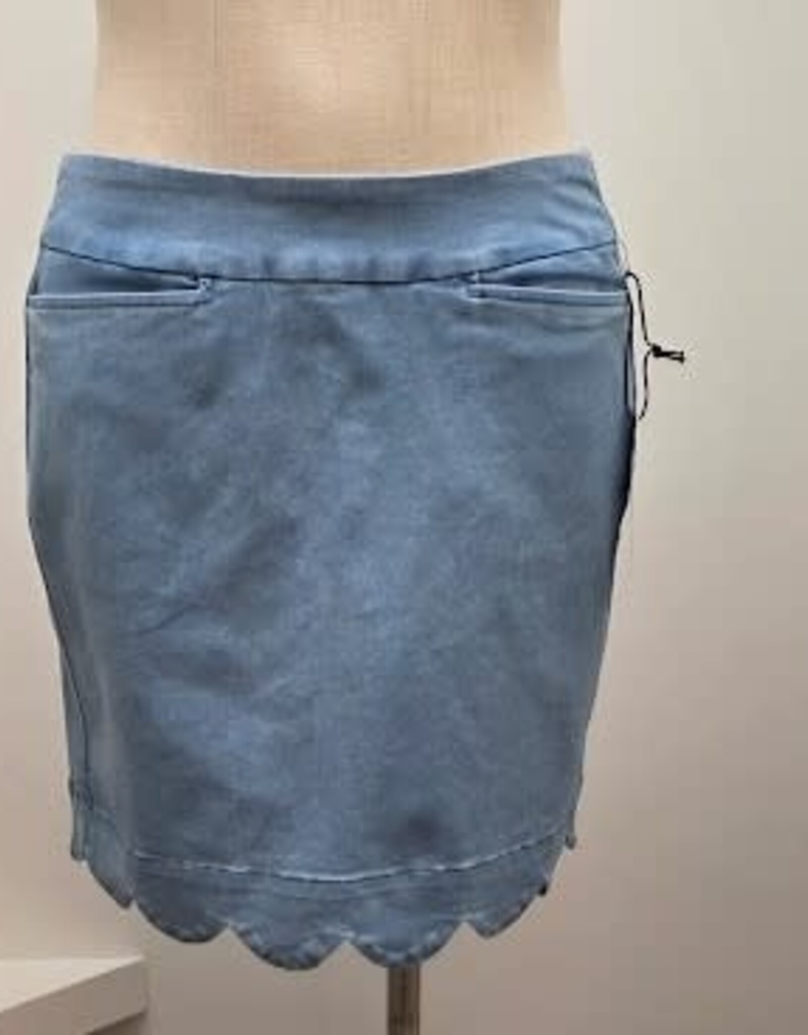 Lulu B Lulu B  Denim Scallop Hemline Pull On  Skort