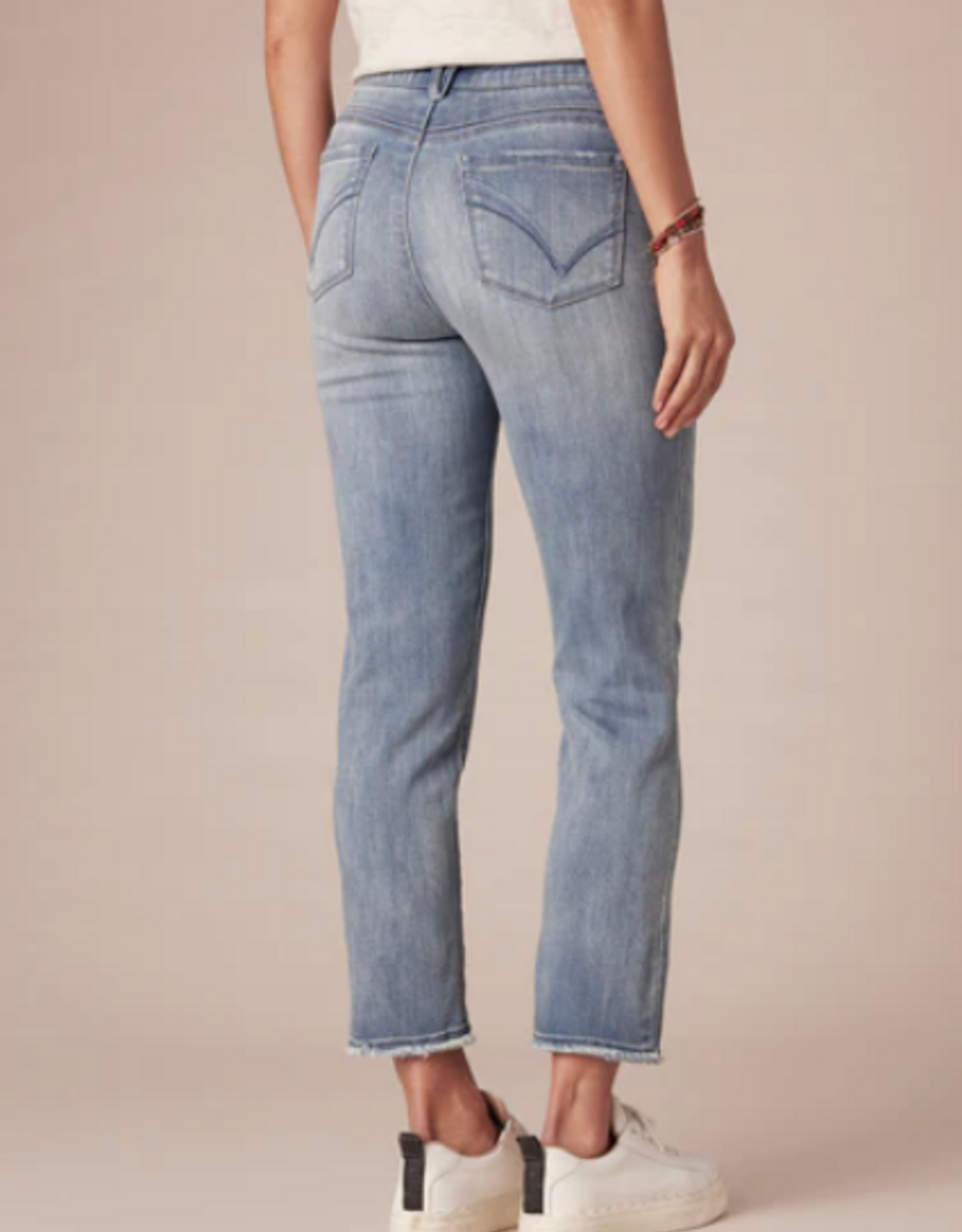 Democracy Democracy BP2697KE1 Petite Mid-Blue Slim Straight Jean w/Embroidered Cascading