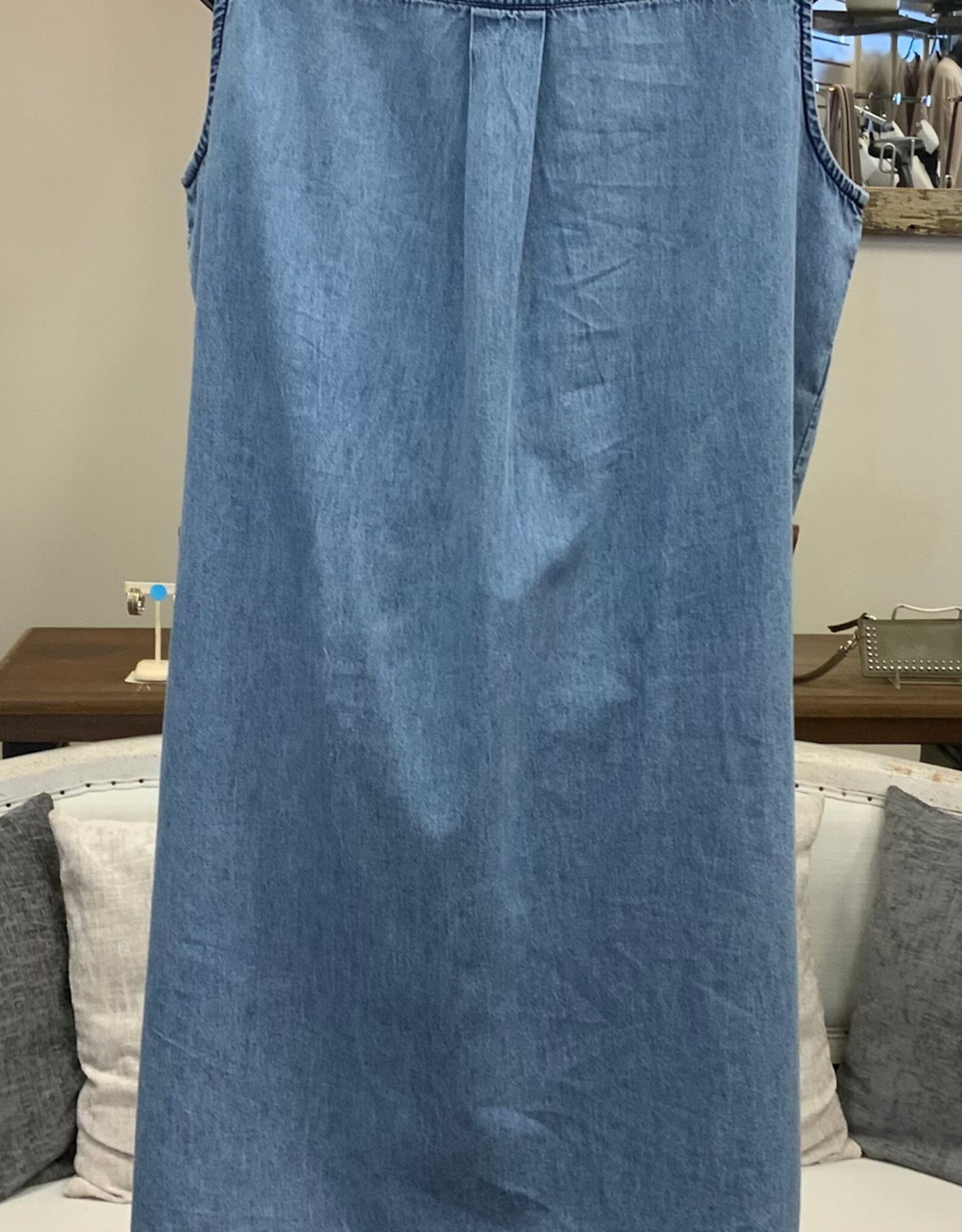 Papillon Papillon Light Wash Collar V-Neck  Round Hemline Denim Dress