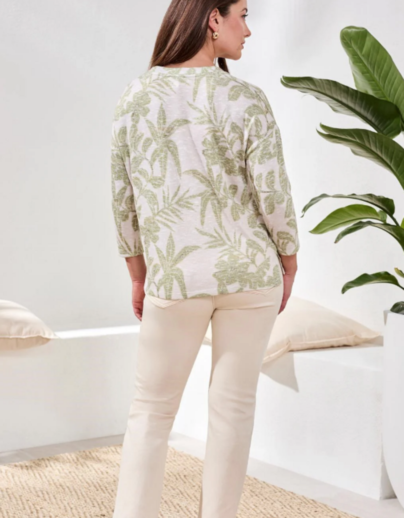 Tribal Tribal  Kiwi  Round Neck 3/4 Sleeve  Leaf Print Top