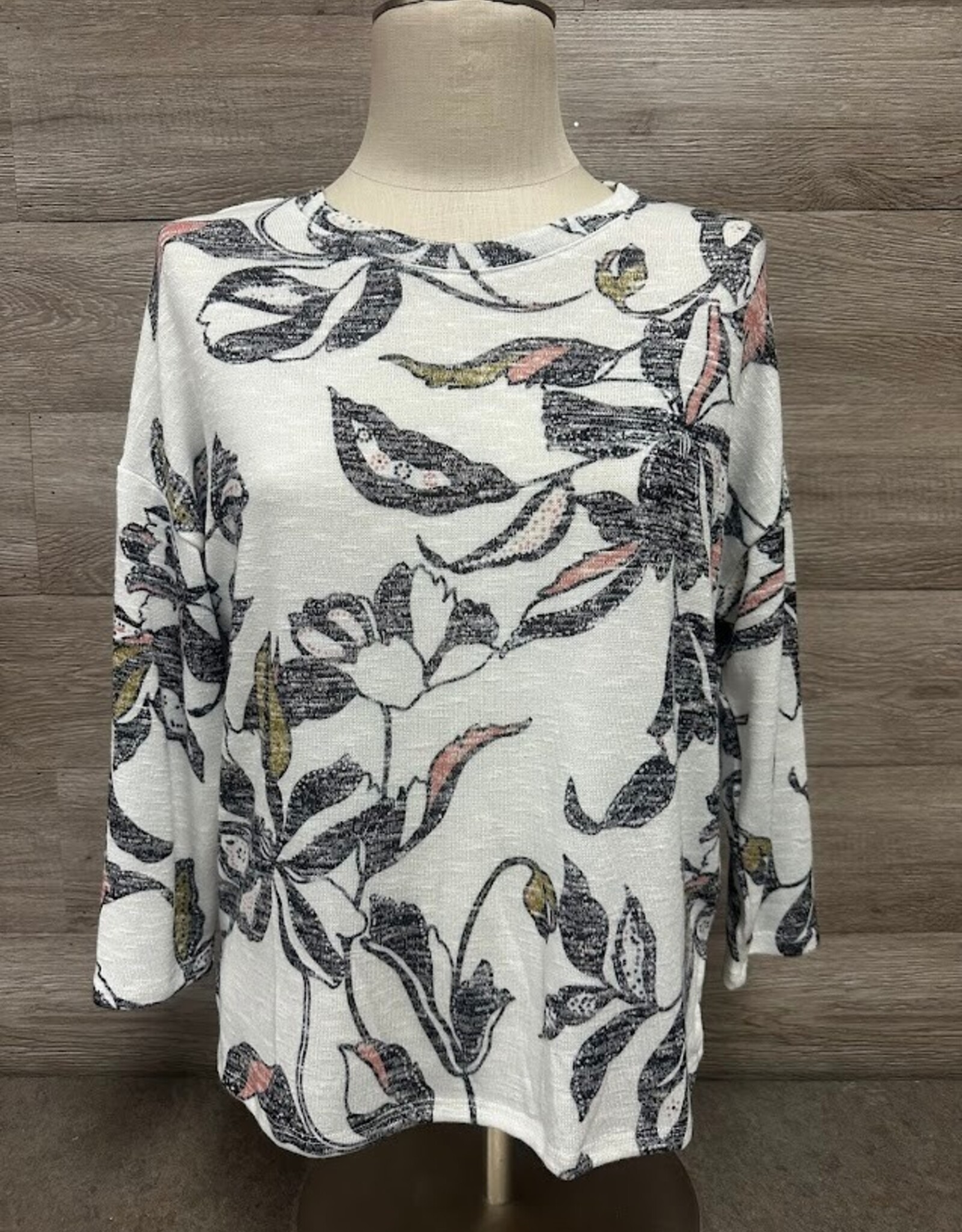 Tribal Tribal Coco Milk Leaf Print Round Neck 3/4 Sleeve  Top