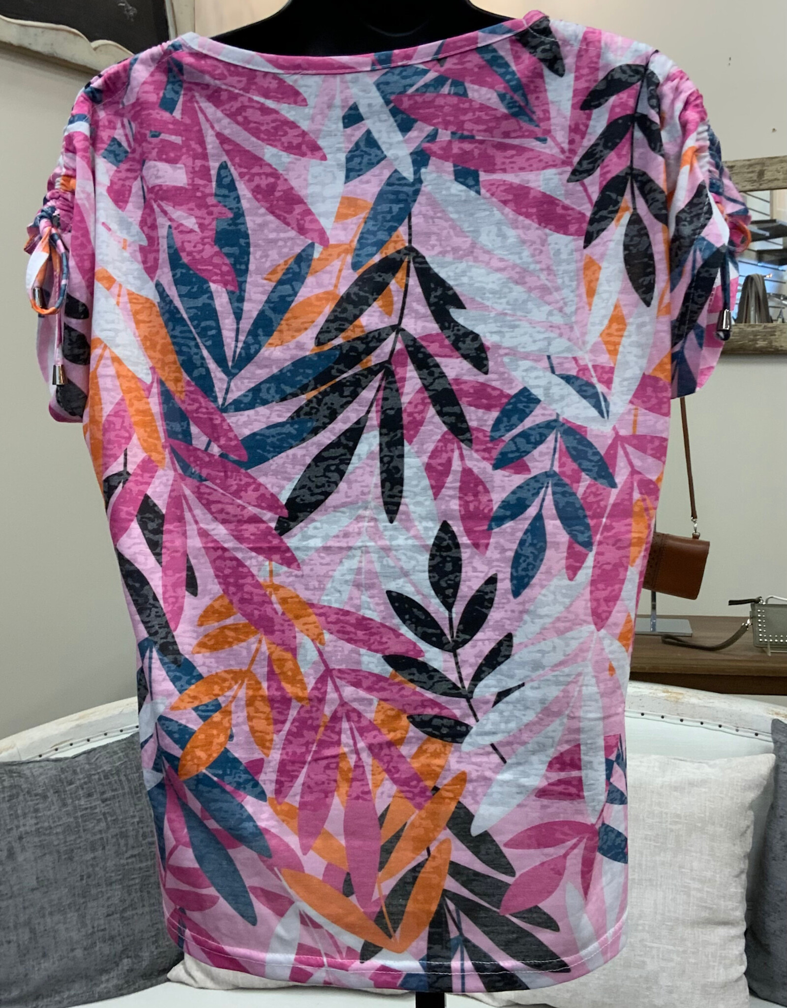 Picadilly Picadilly Hibiscus  Multi Leaf Print Round  S/S Top