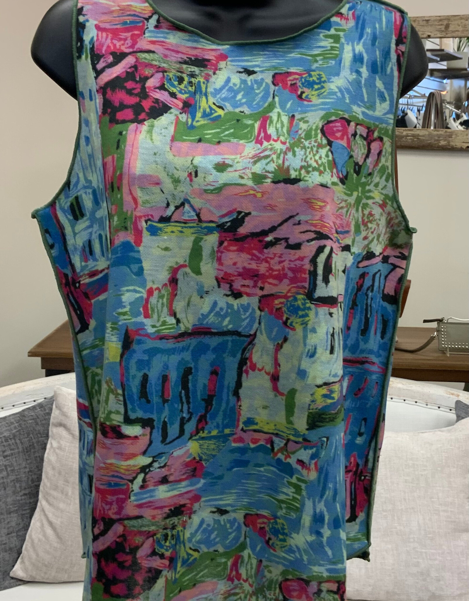 Trisha Tyler Trisha Tyle Blue Green City Print Sleeveless Reversible Top