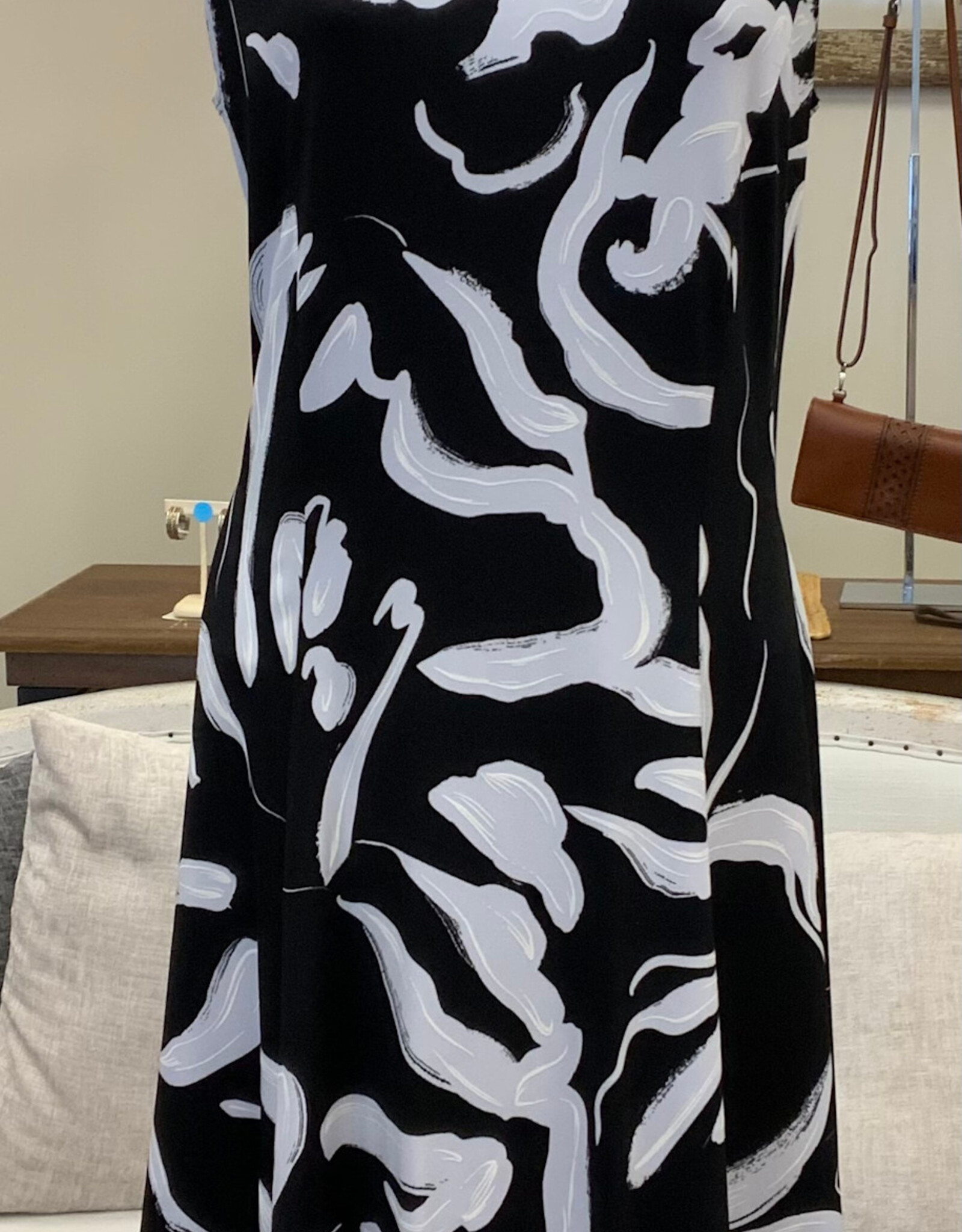 Bali Bali Black/White Print Round Neck Sleeveless Dress