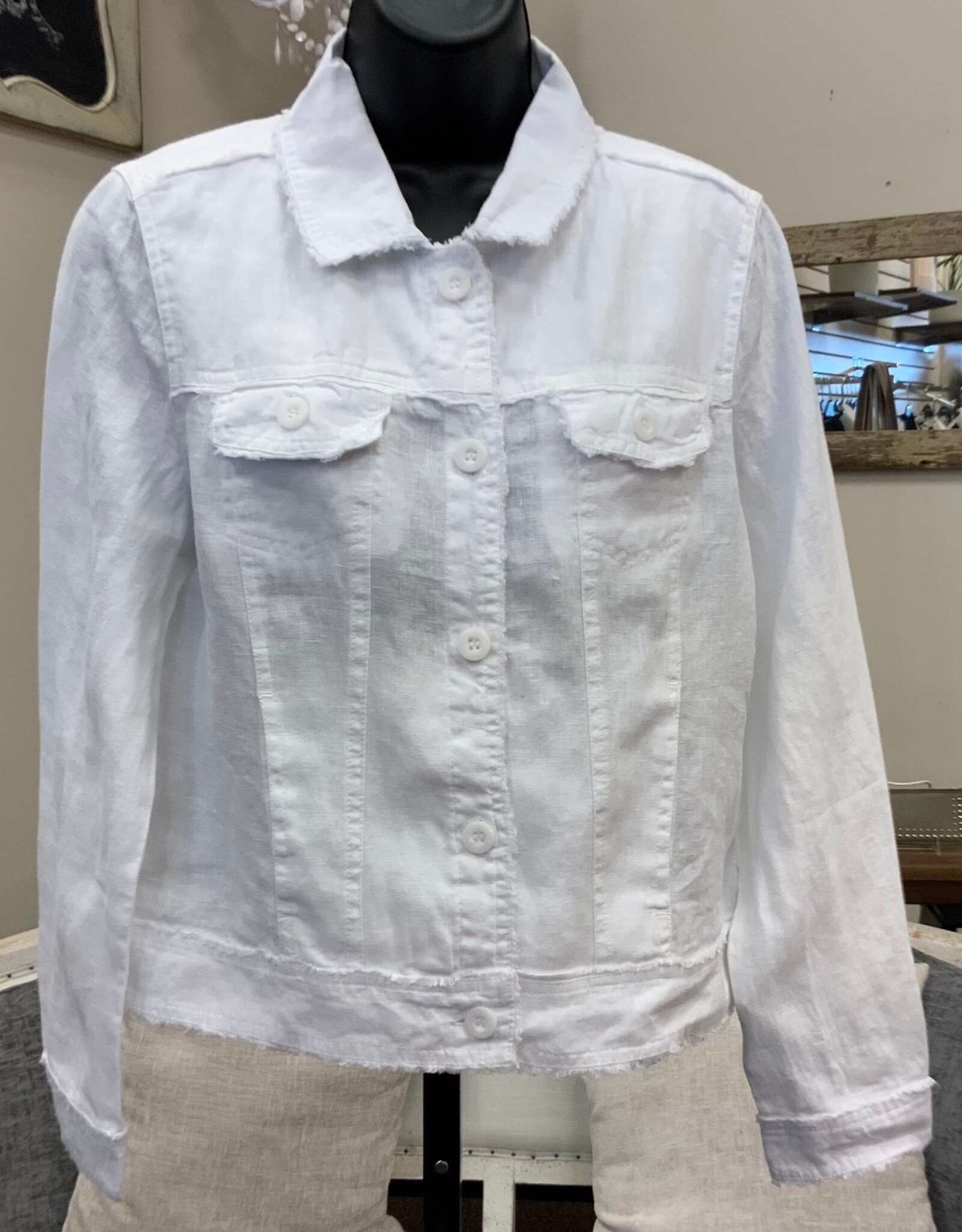 Lulu B Lulu B LIN7403 White Travel Jacket