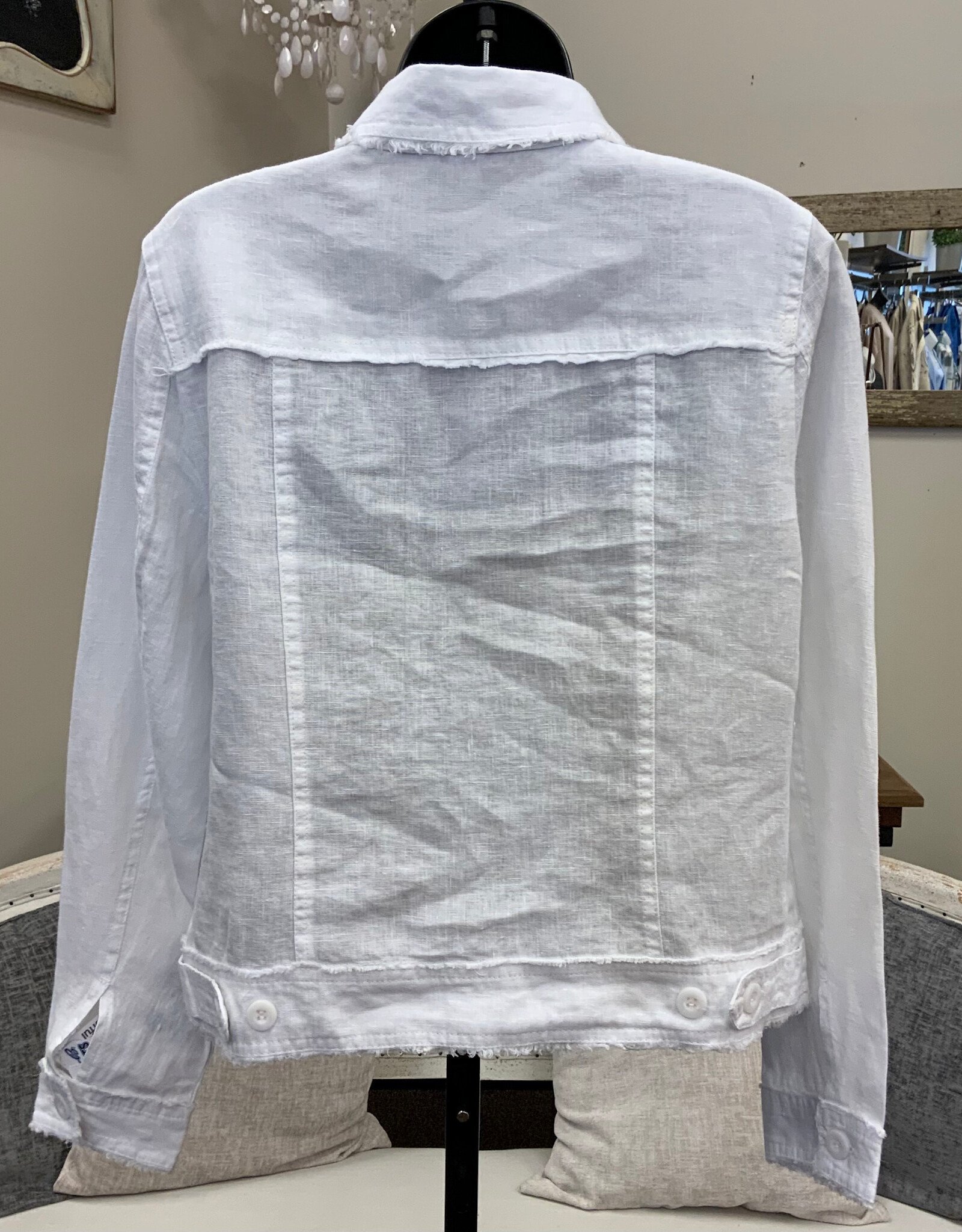 Lulu B Lulu B LIN7403 White Travel Jacket