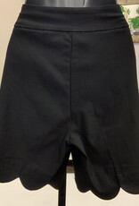 Lulu B Lulu B BLD3164 Black Bangladine Scallop Hem Shorts