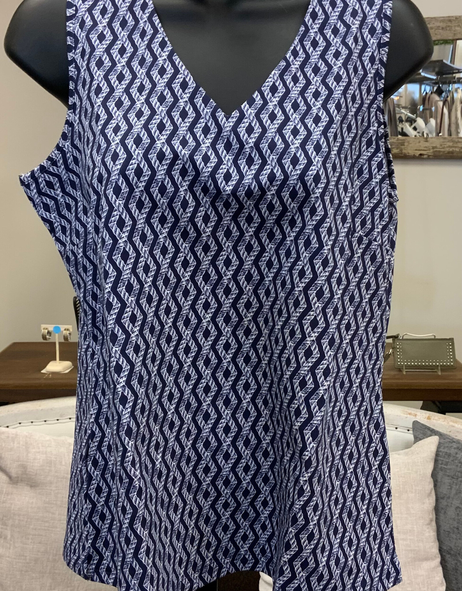 Lulu B Lulu B RPNW Navy/White V-Neck Sleeveless  Top