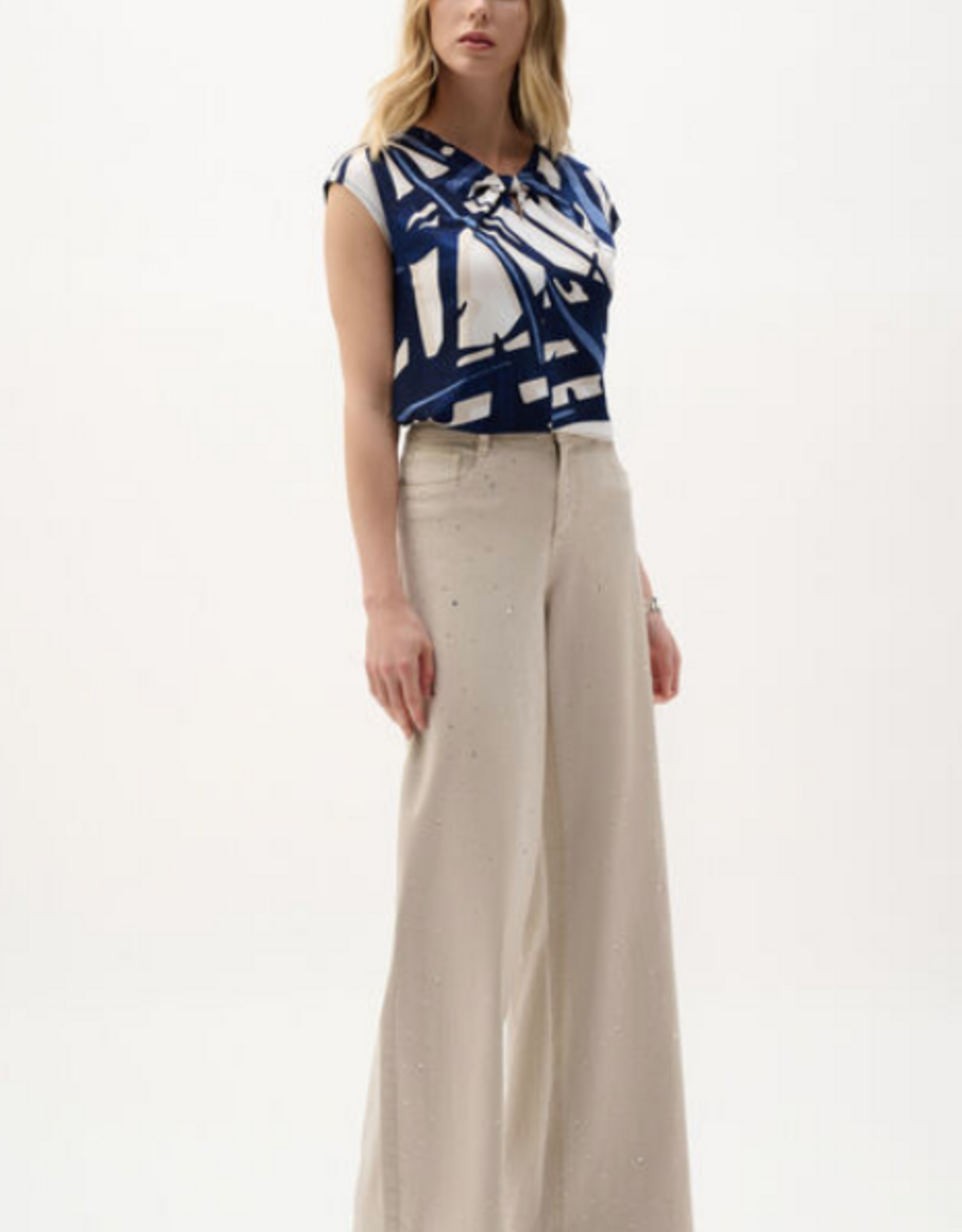 Joseph Ribkoff Joseph Ribkoff 262216 Navy/Vanilla Abstract Keyhole Neck Slvless Top