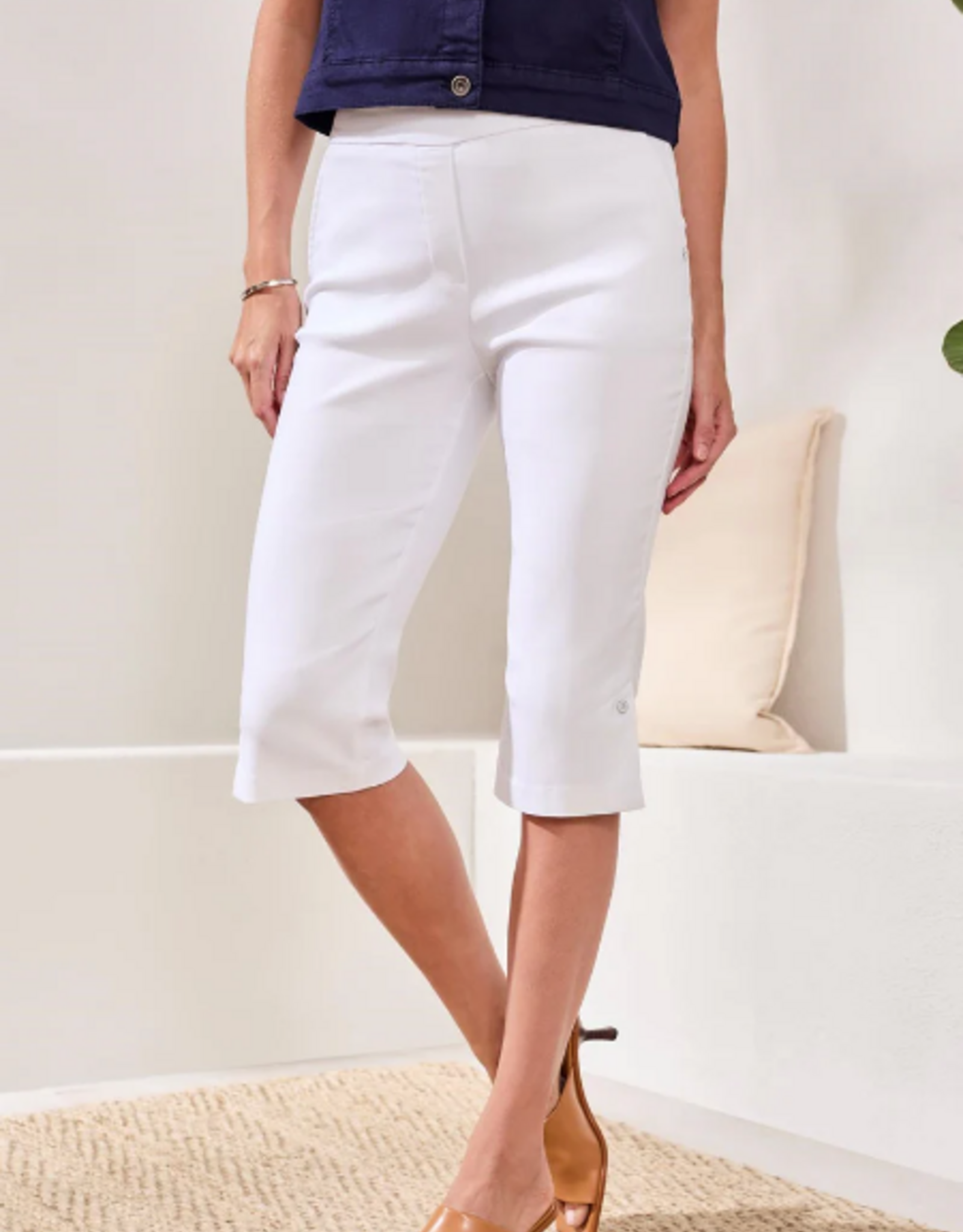 Tribal Tribal White Pull On Capri Pant
