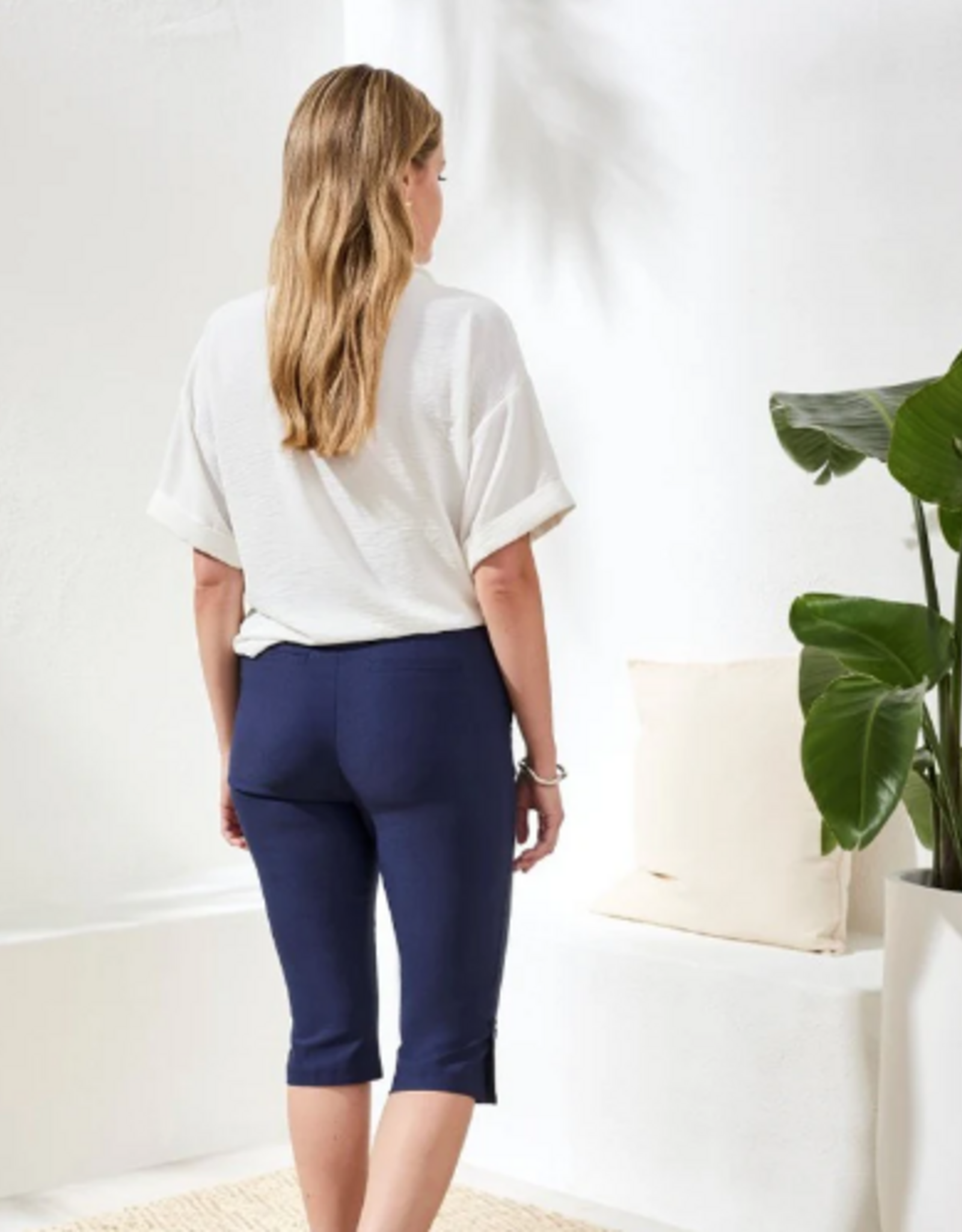 Tribal Tribal Jet Blue  Pull On Capri Pant