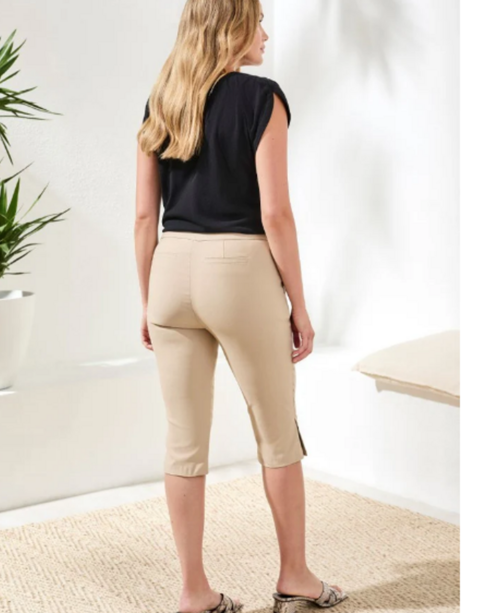 Tribal Tribal Sand Pull On Capri Pant