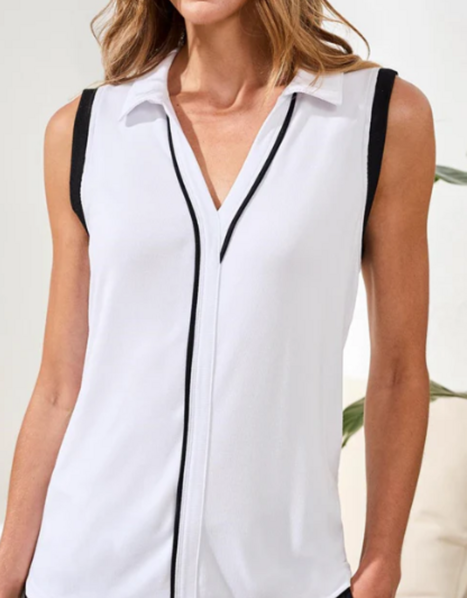 Tribal Tribal White Navy Trim V-Neck Johnny Collar Sleeveless Top
