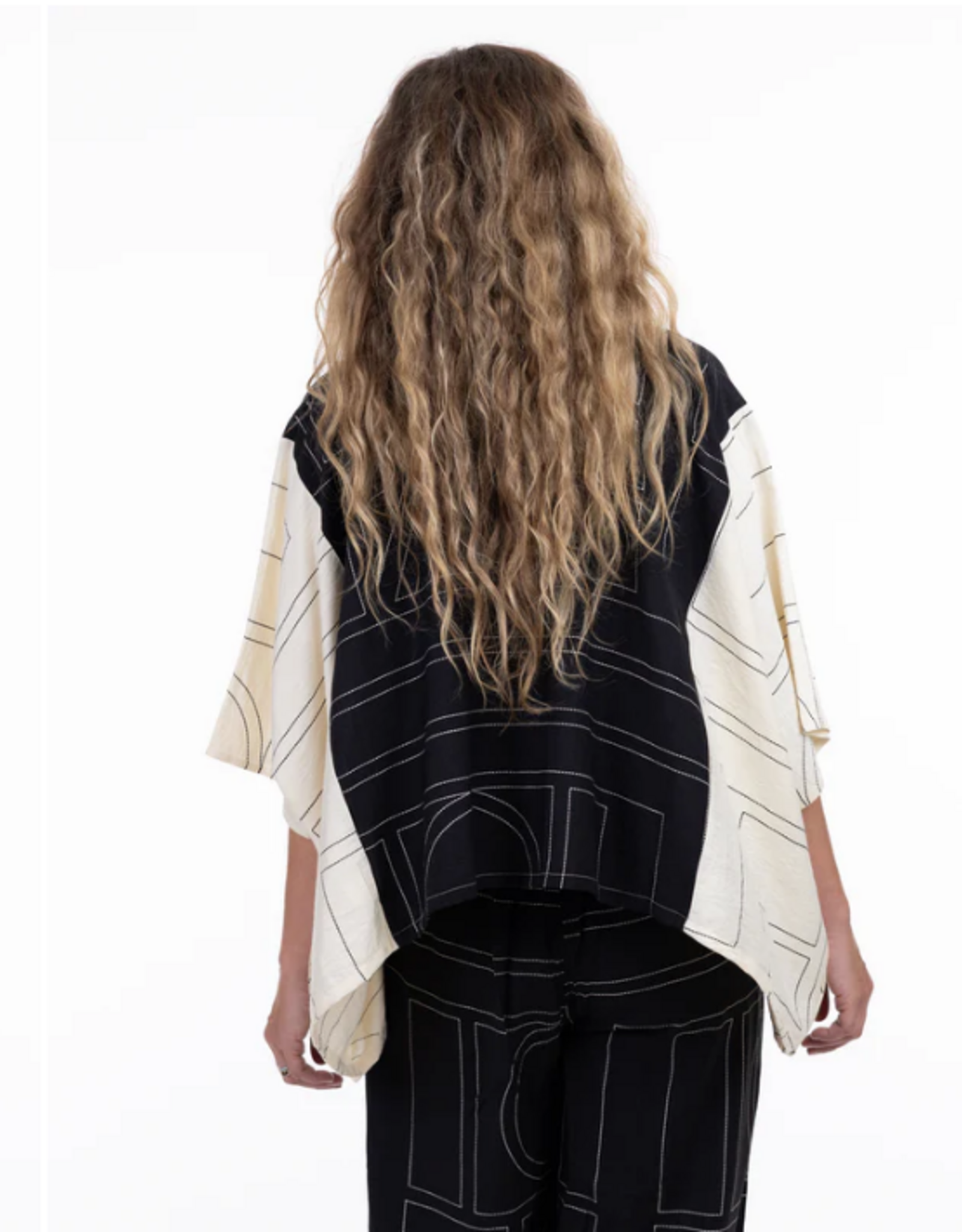 Shannon Passero Shannon Passero 5729 Emmie Pullover Button Front 3/4 Sleeve Top