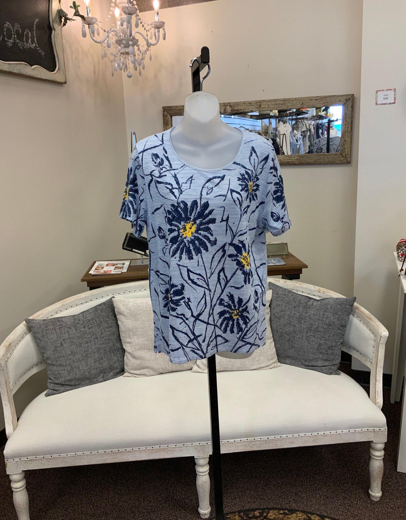 L.Hamrick Southern Lady 44B2 Blue Stripe Daisy Print Round Neck S/S Top