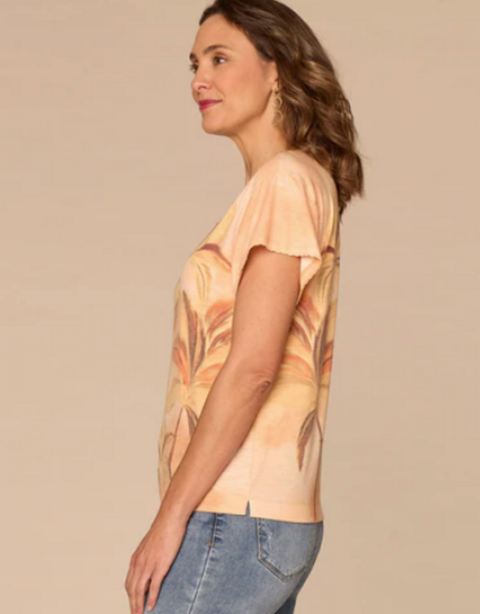Democracy Democracy B97303V3E Salmon Buff Palm Tree Scoop Neck Short Sleeve Top