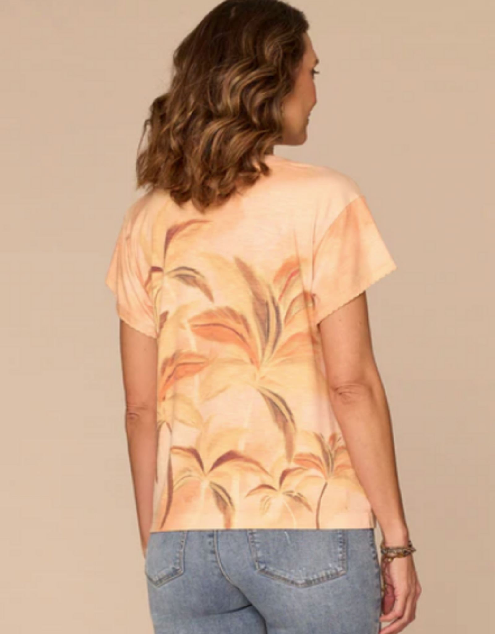 Democracy Democracy B97303V3E Salmon Buff Palm Tree Scoop Neck Short Sleeve Top