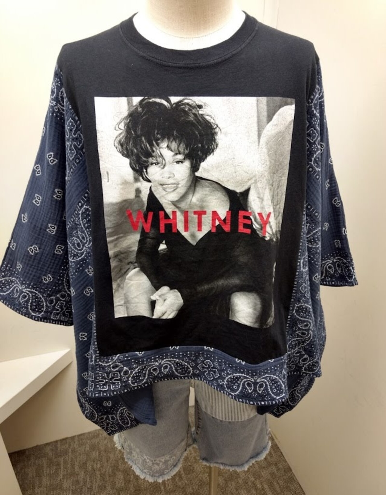 Shannon Passero Shannon Passero 5754 Whitney Houston Bandana Banded Pullover Top