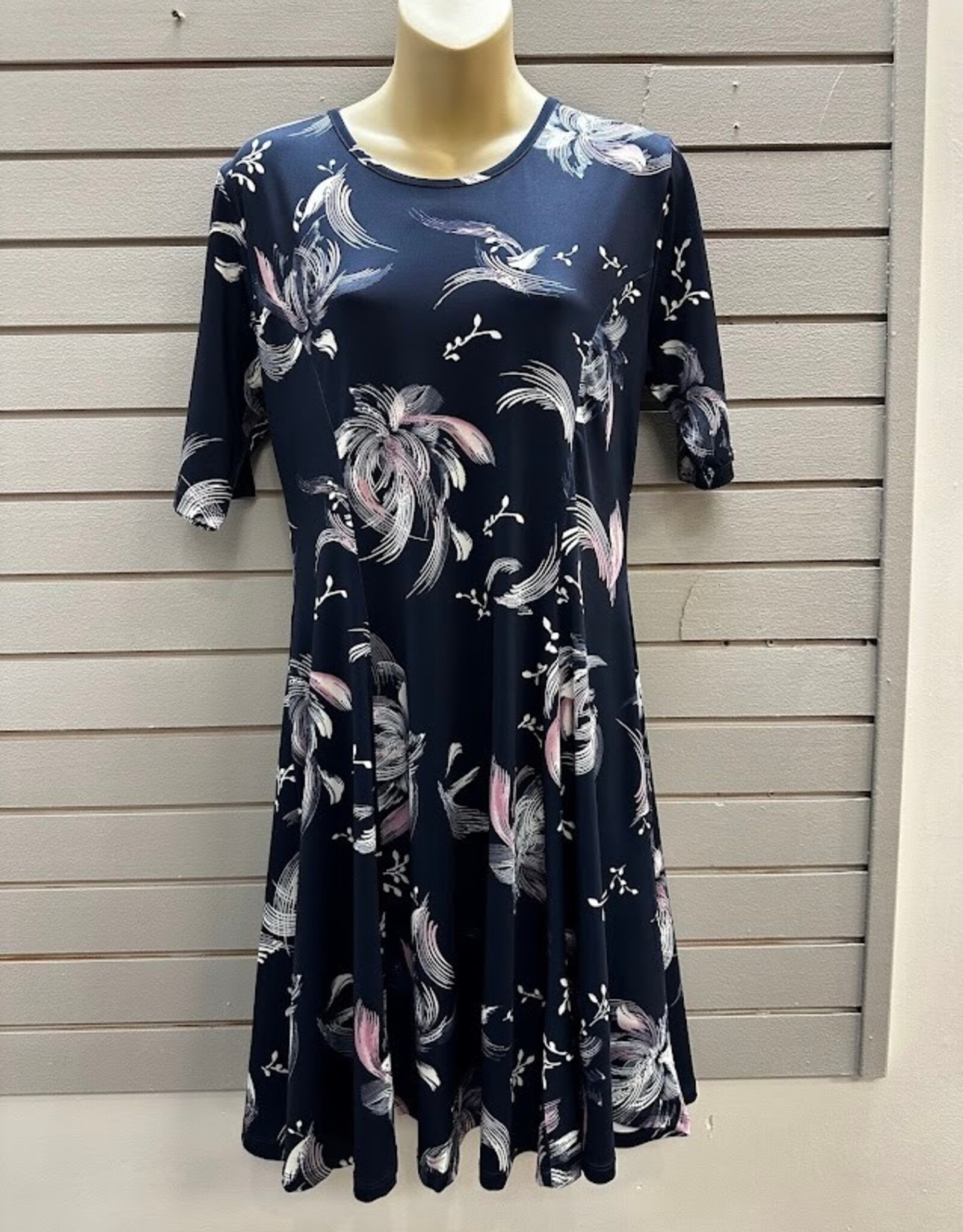 Keren Hart Keren Hart Navy Floral Round Neck Short Sleeve Dress
