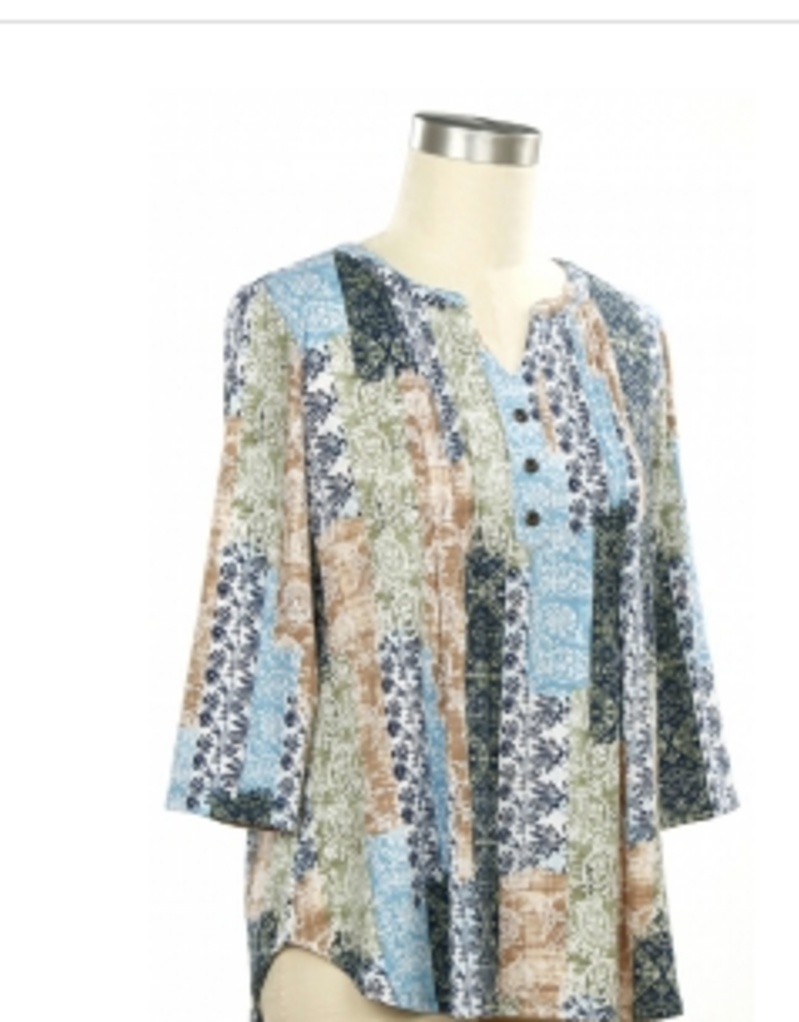 Southern Lady Southern Lad  Navy Beret Tan Print  Notch Neck 3/4 Sleeve Petite Top